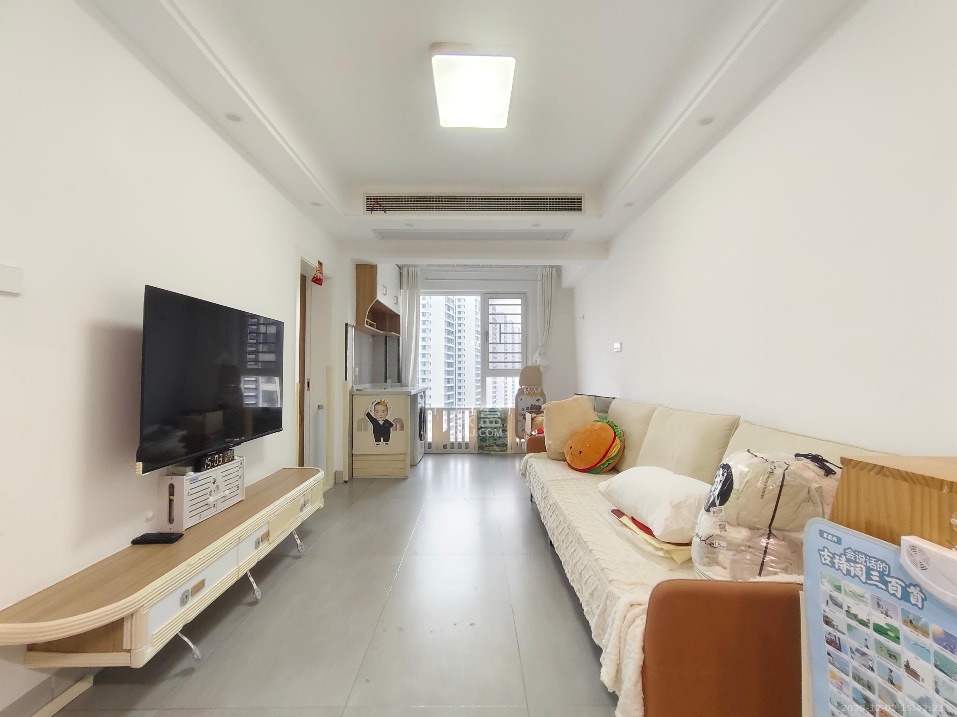 蔷薇国际  2室2厅1卫    2000.0元/月室内图