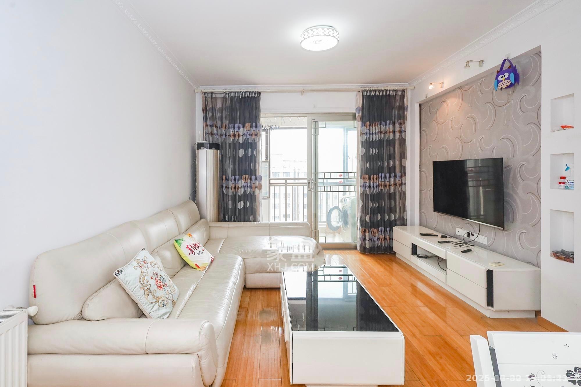 旭辉藏郡（藏郡、旭湘华府)  3室2厅1卫    2600.0元/月