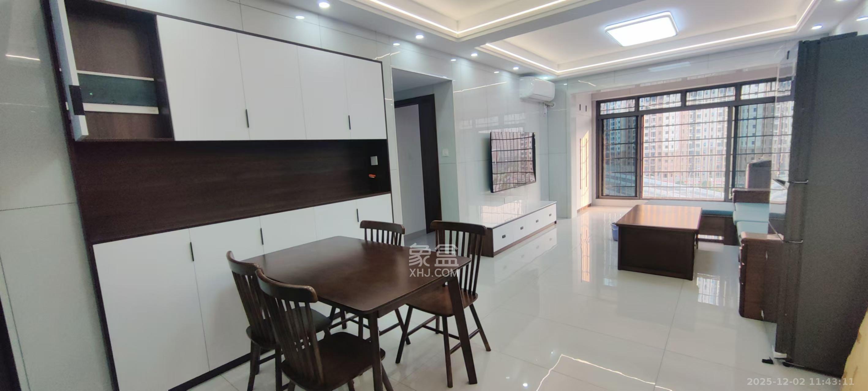 和景家园一期  2室1厅1卫    2000.0元/月