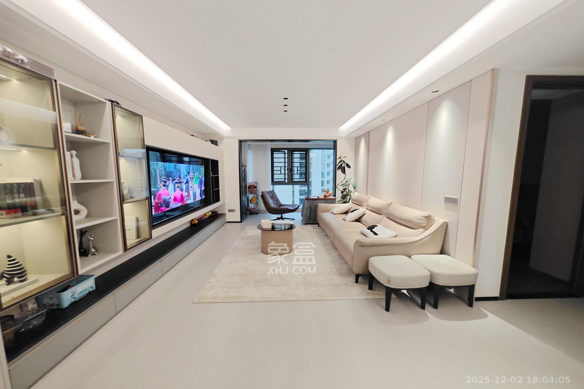 旭辉国悦府  3室2厅2卫    160.0万