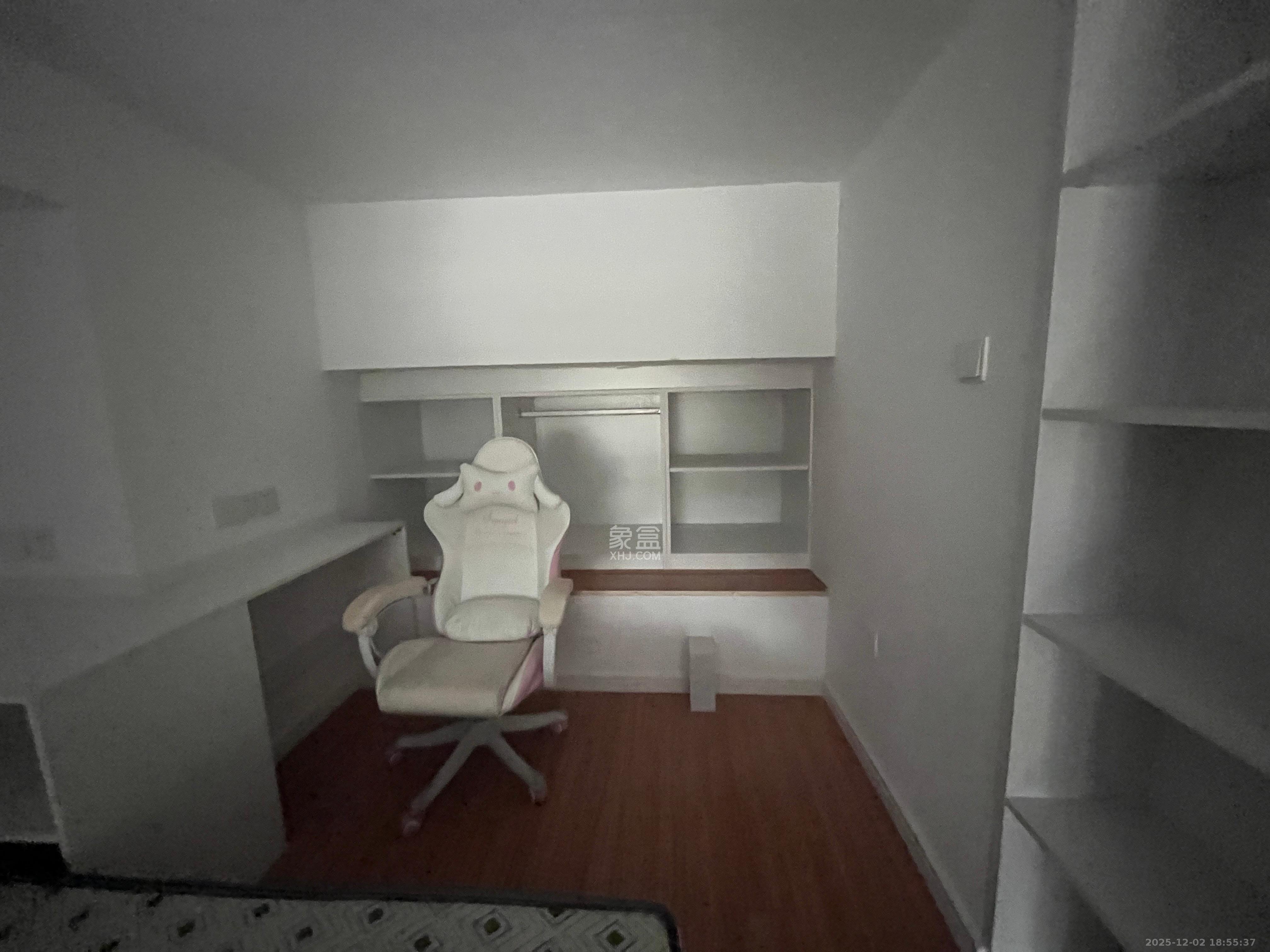 卓越江岸 1室0厅0卫 2000.0元/月 卓越江岸 1室0厅0卫 2000.0元/月室内图