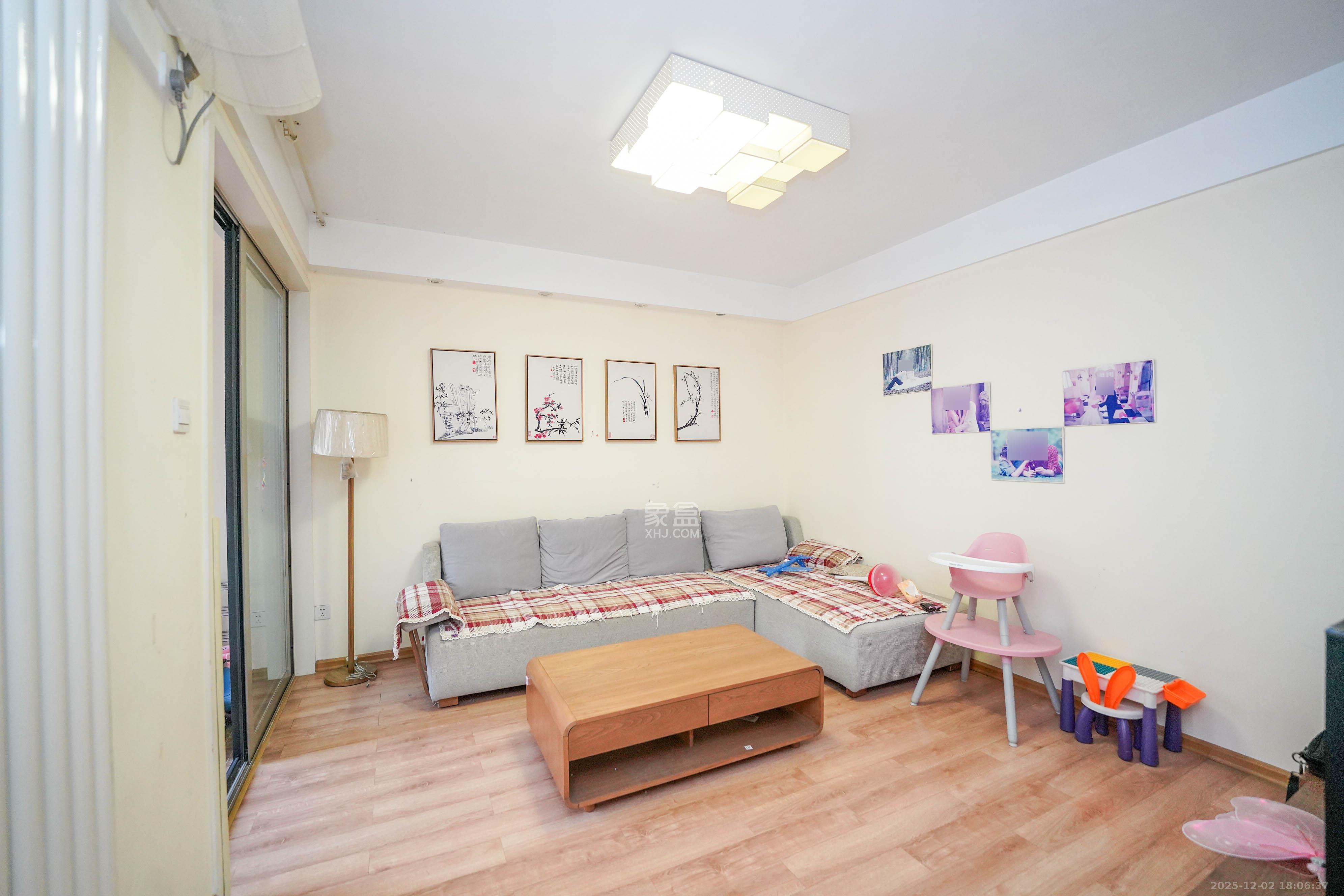 怡海星城  3室2厅1卫    54.0万