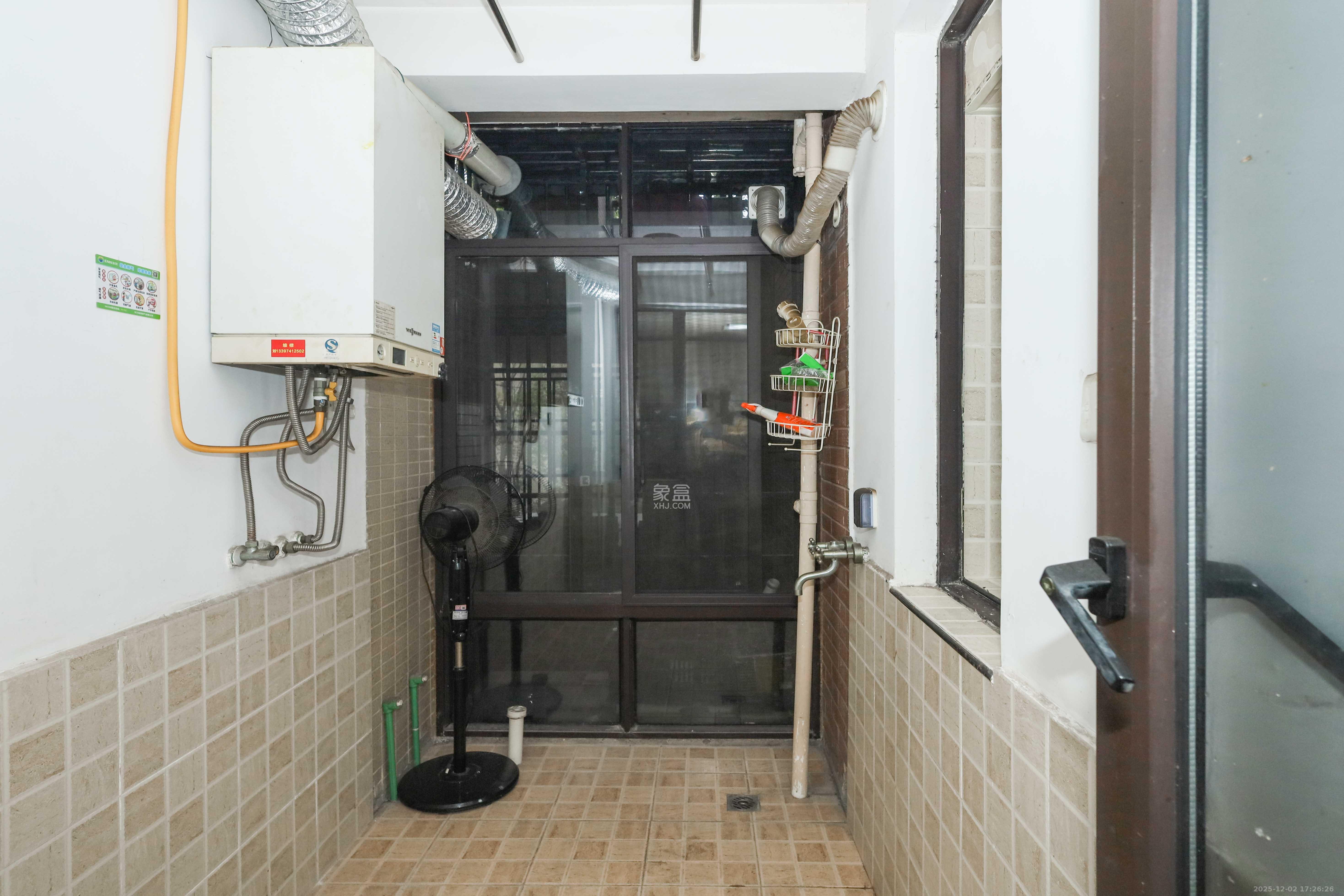 保利麓谷林语F区 1室2厅2卫 89.8万 保利麓谷林语F区 1室2厅2卫 89.8万厨房