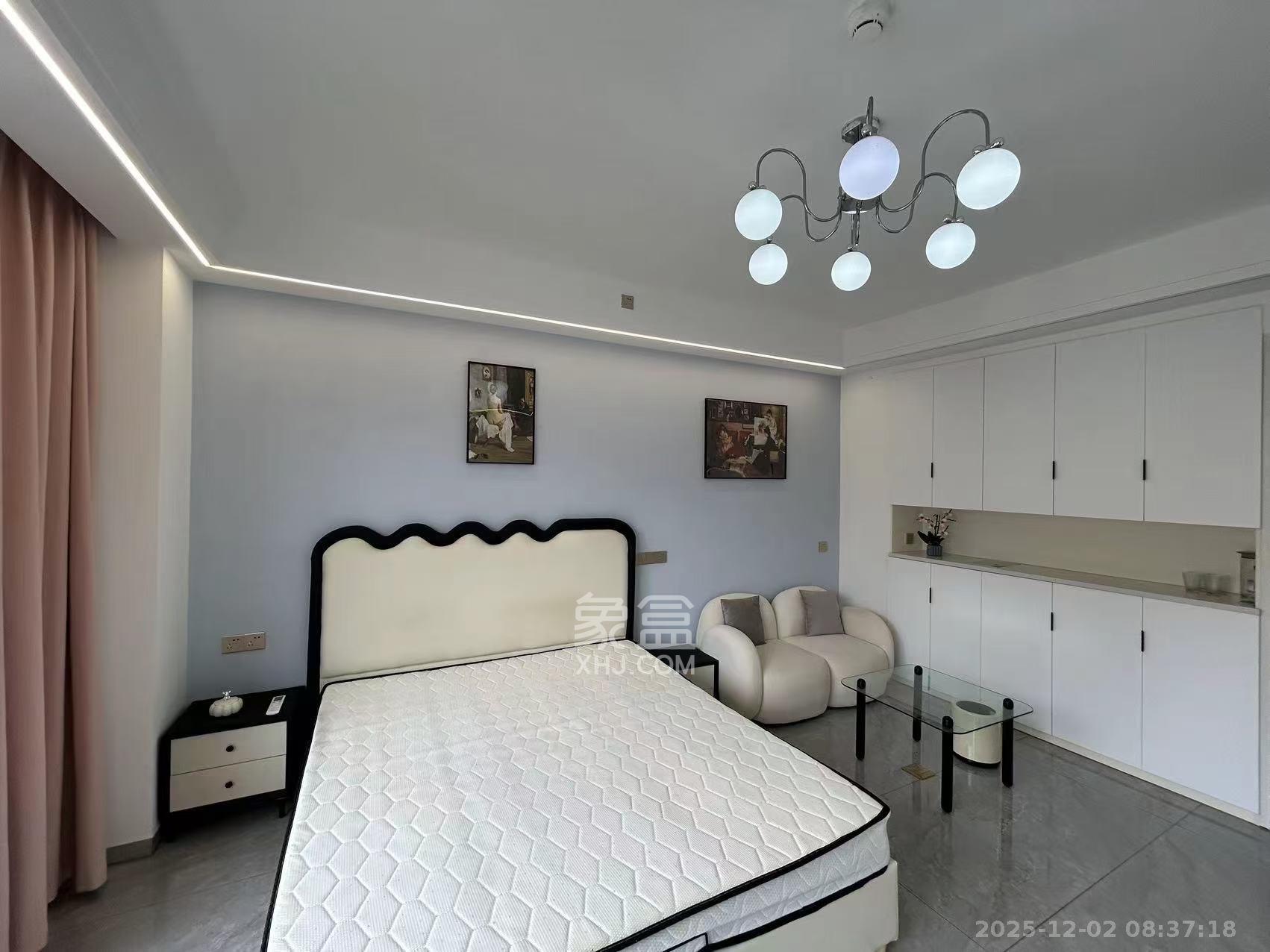 保利香槟国际  1室1厅1卫    1700.0元/月室内图