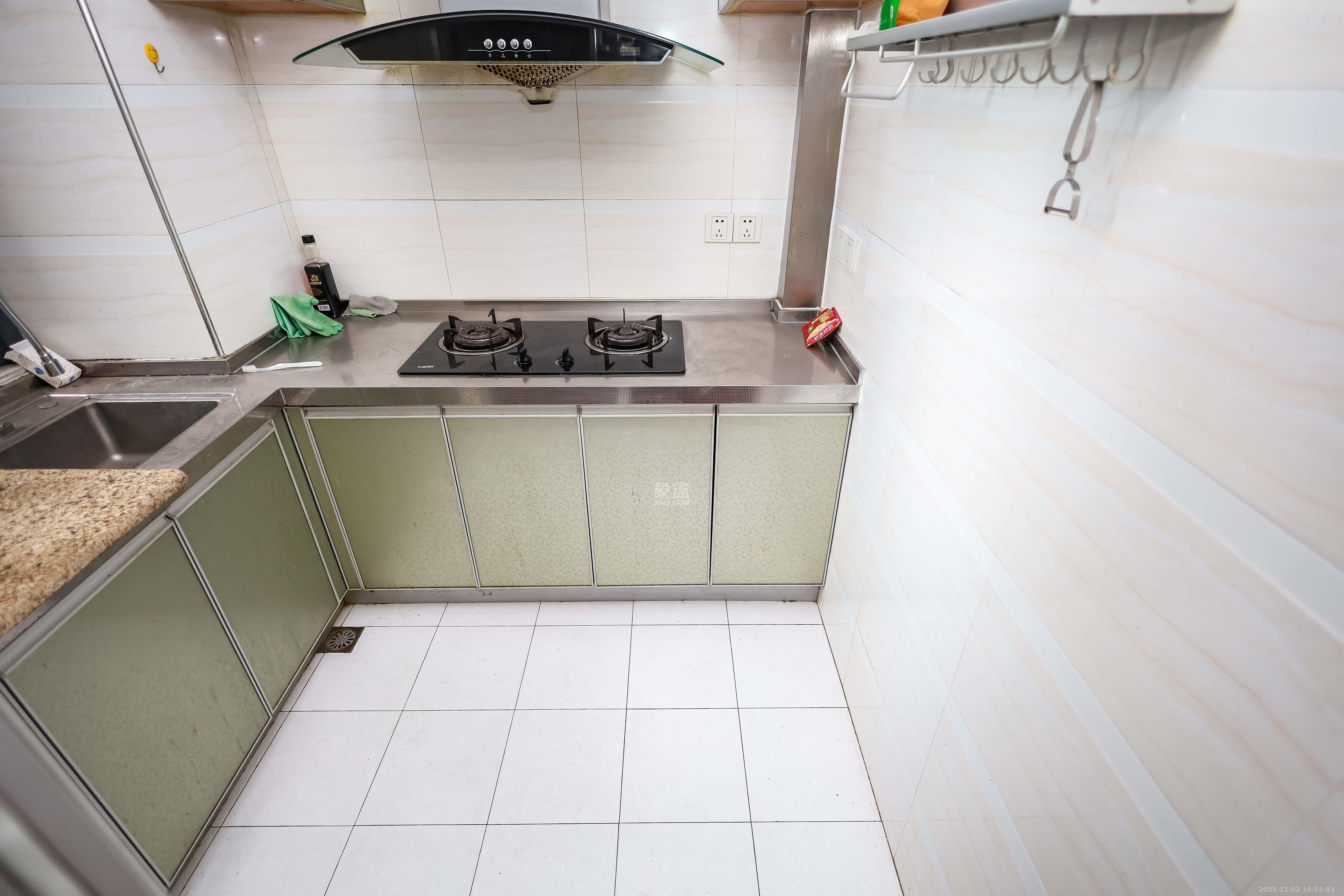 永祺西京  2室2厅1卫    2200.0元/月室内图