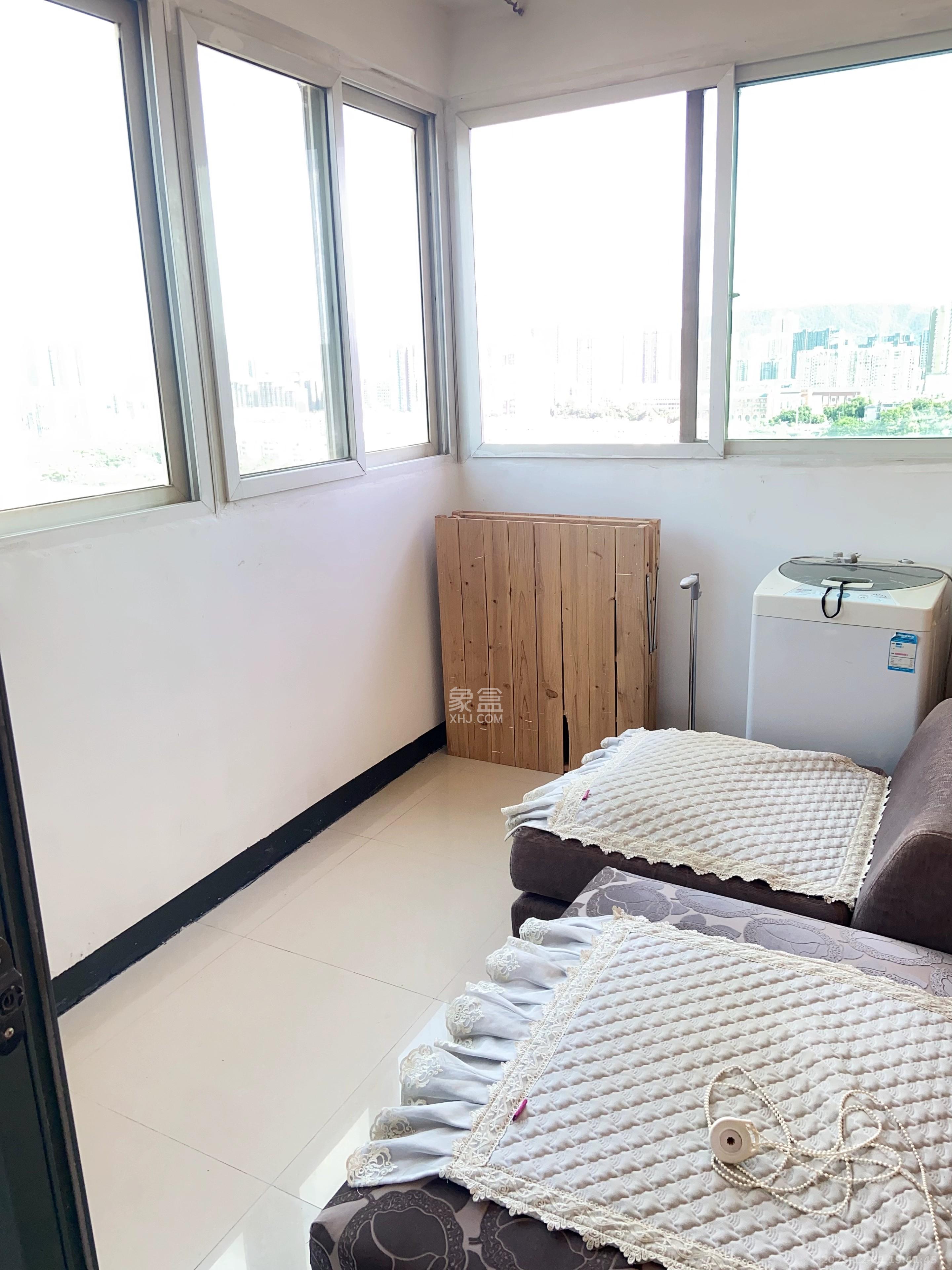 诚兴园  2室1厅1卫    1600.0元/月室内图