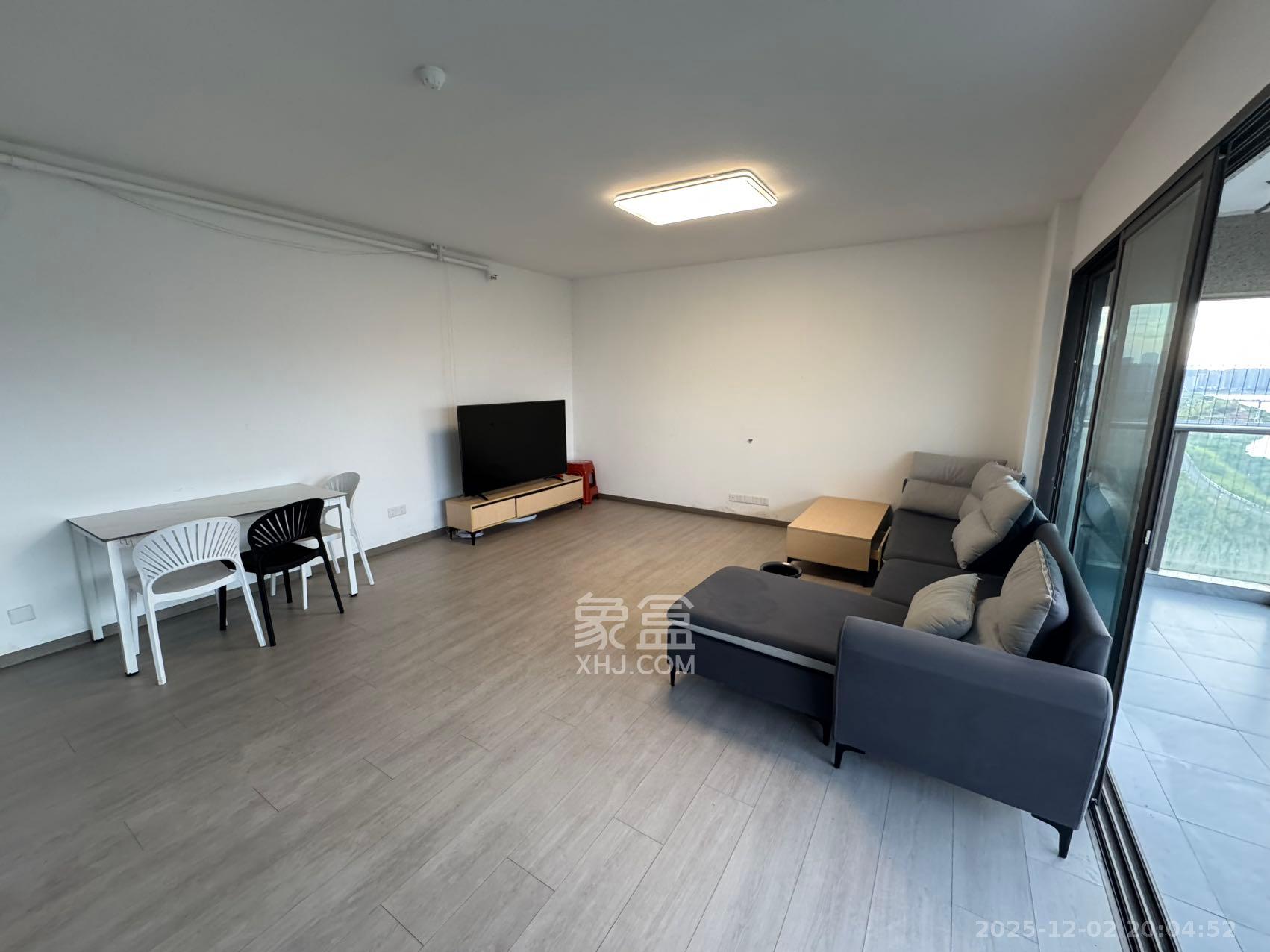 阳光城尚东湾愉景苑 4室2厅2卫 3800.0元/月 阳光城尚东湾愉景苑 4室2厅2卫 3800.0元/月室内图