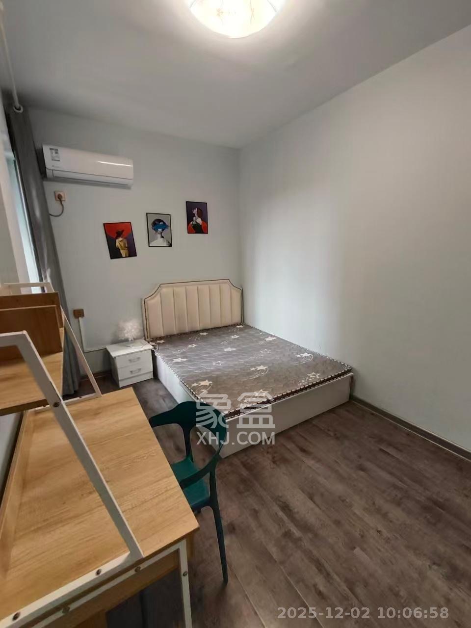 长房东旭国际  2室1厅1卫    2000.0元/月室内图