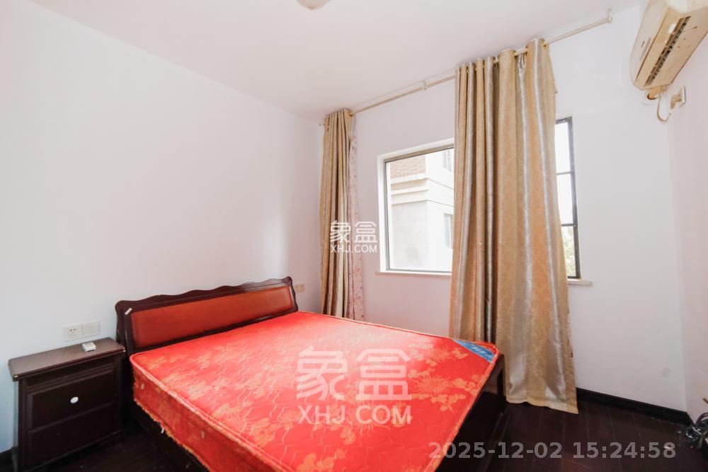 上海城小区 4室2厅2卫 2400.0元/月 上海城小区 4室2厅2卫 2400.0元/月室内图