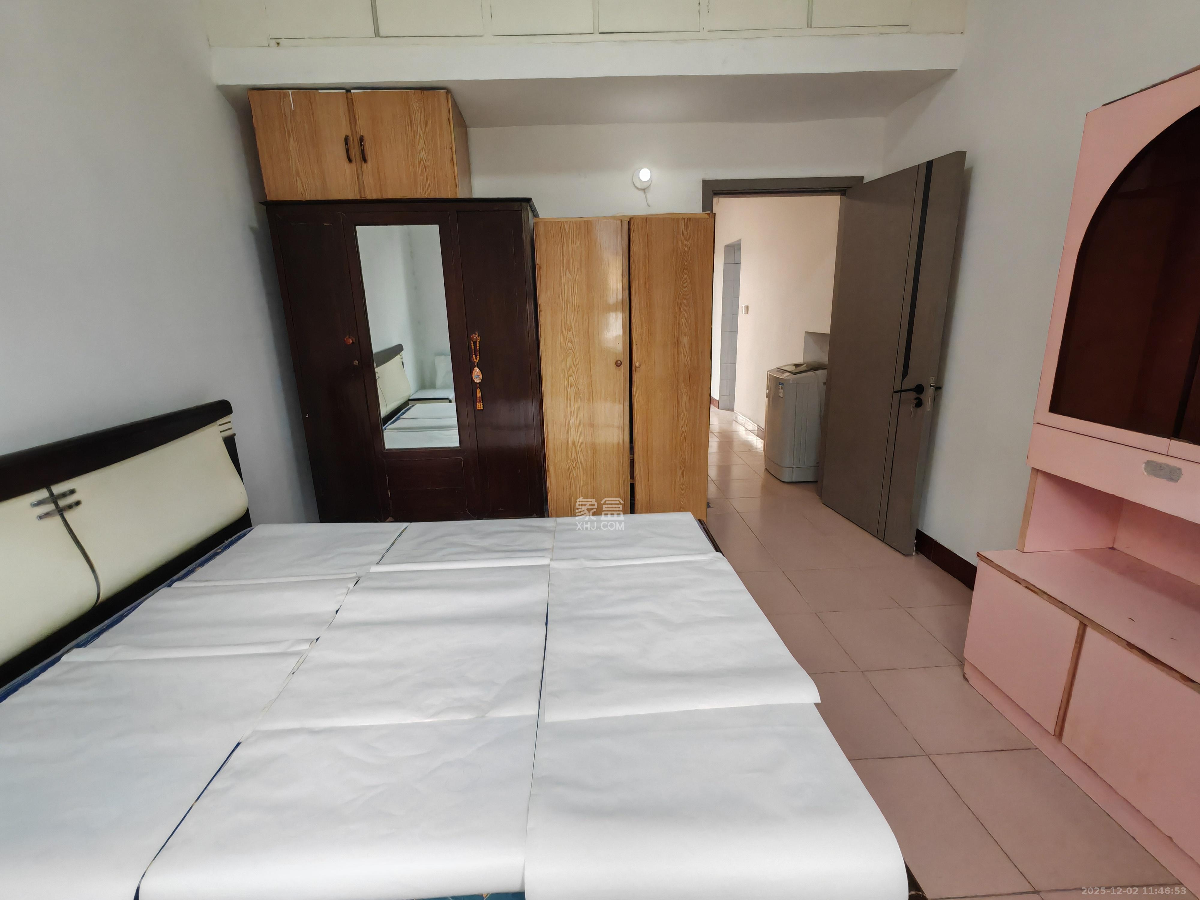 建湘新村  1室1厅1卫    1100.0元/月室内图