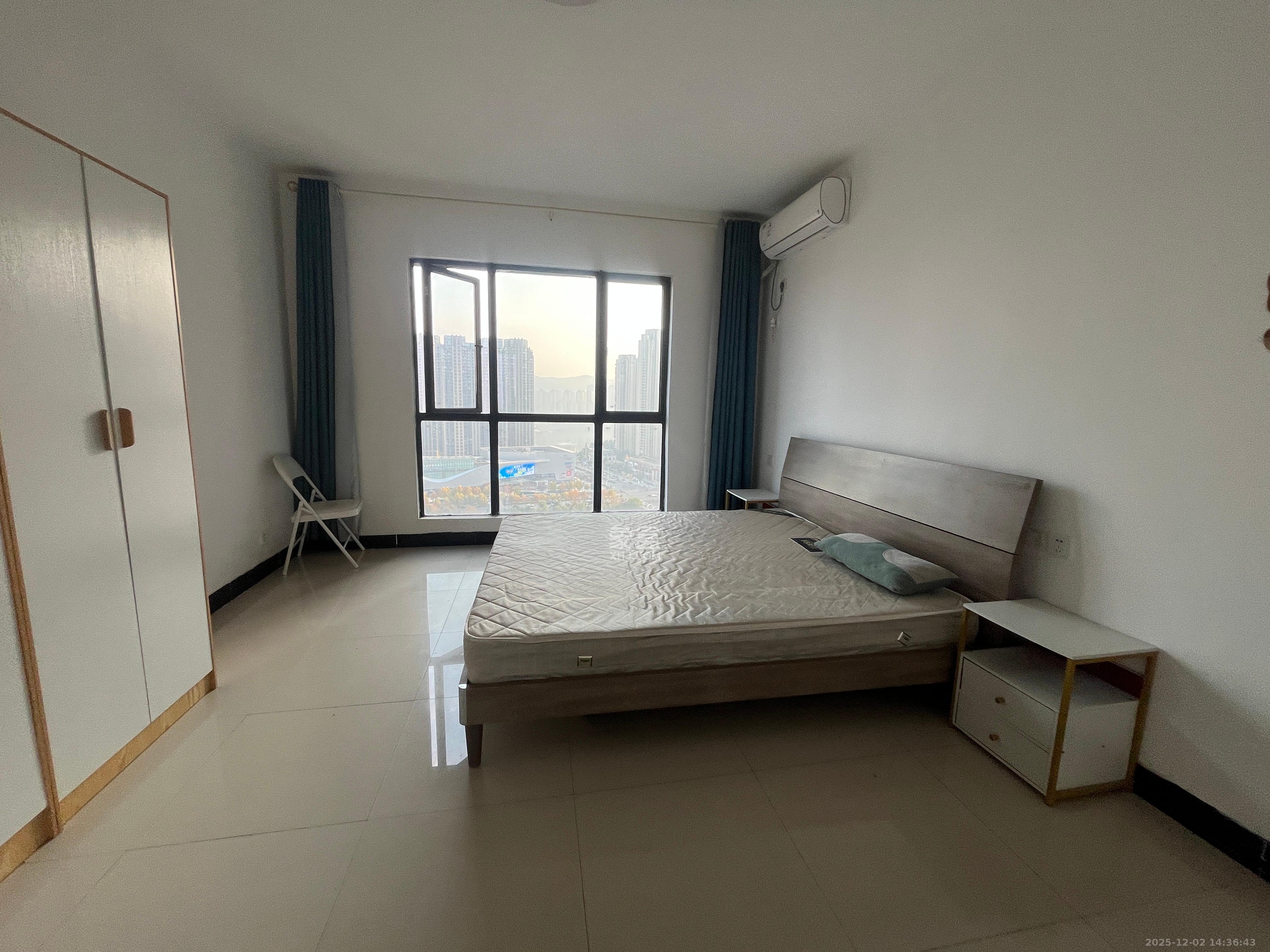 振业城二期 4室2厅2卫 3500.0元/月 振业城二期 4室2厅2卫 3500.0元/月室内图