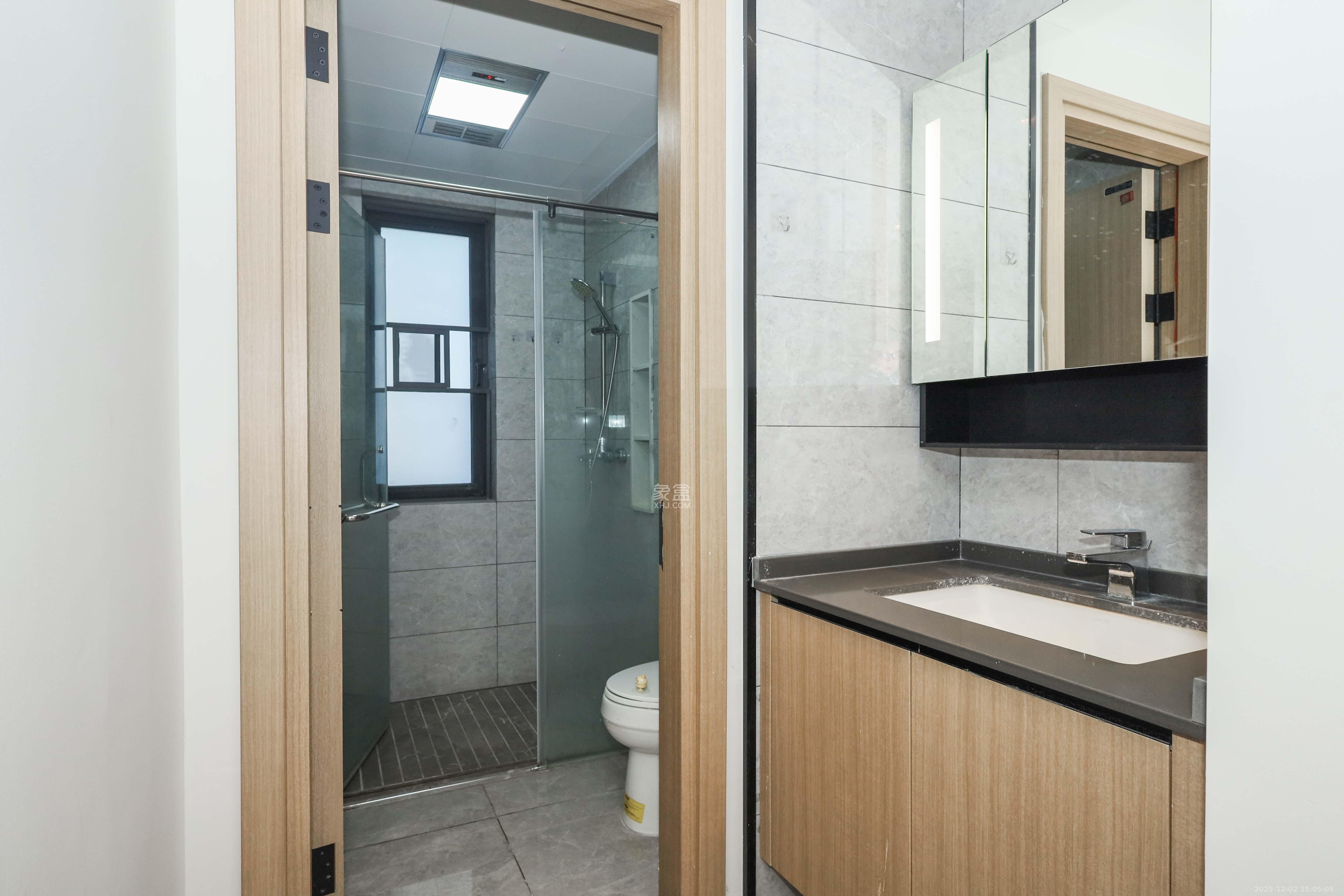 爱家当代境  4室2厅2卫    3280.0元/月室内图