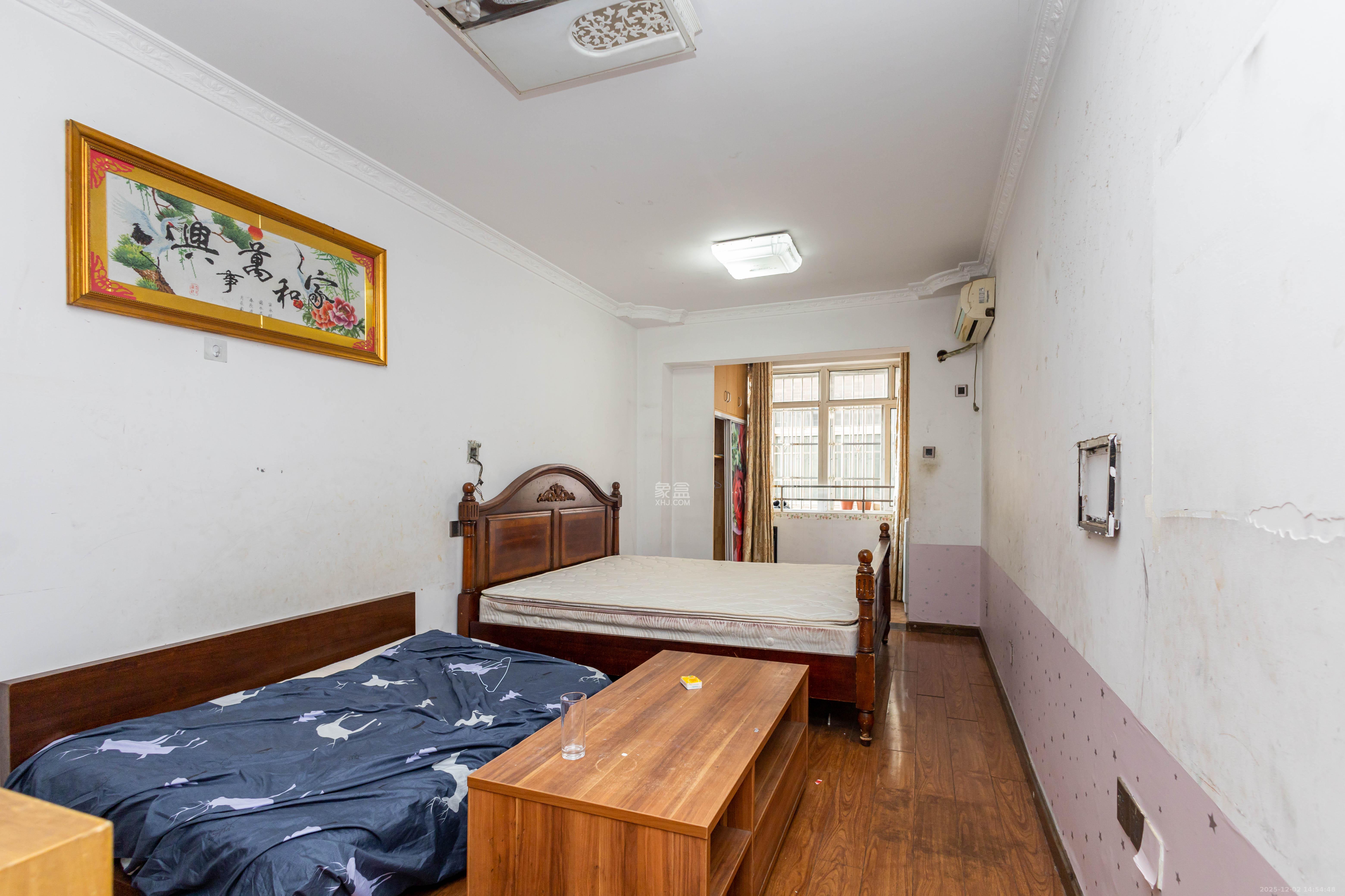 未来蜂巢  1室1厅1卫    12.8万