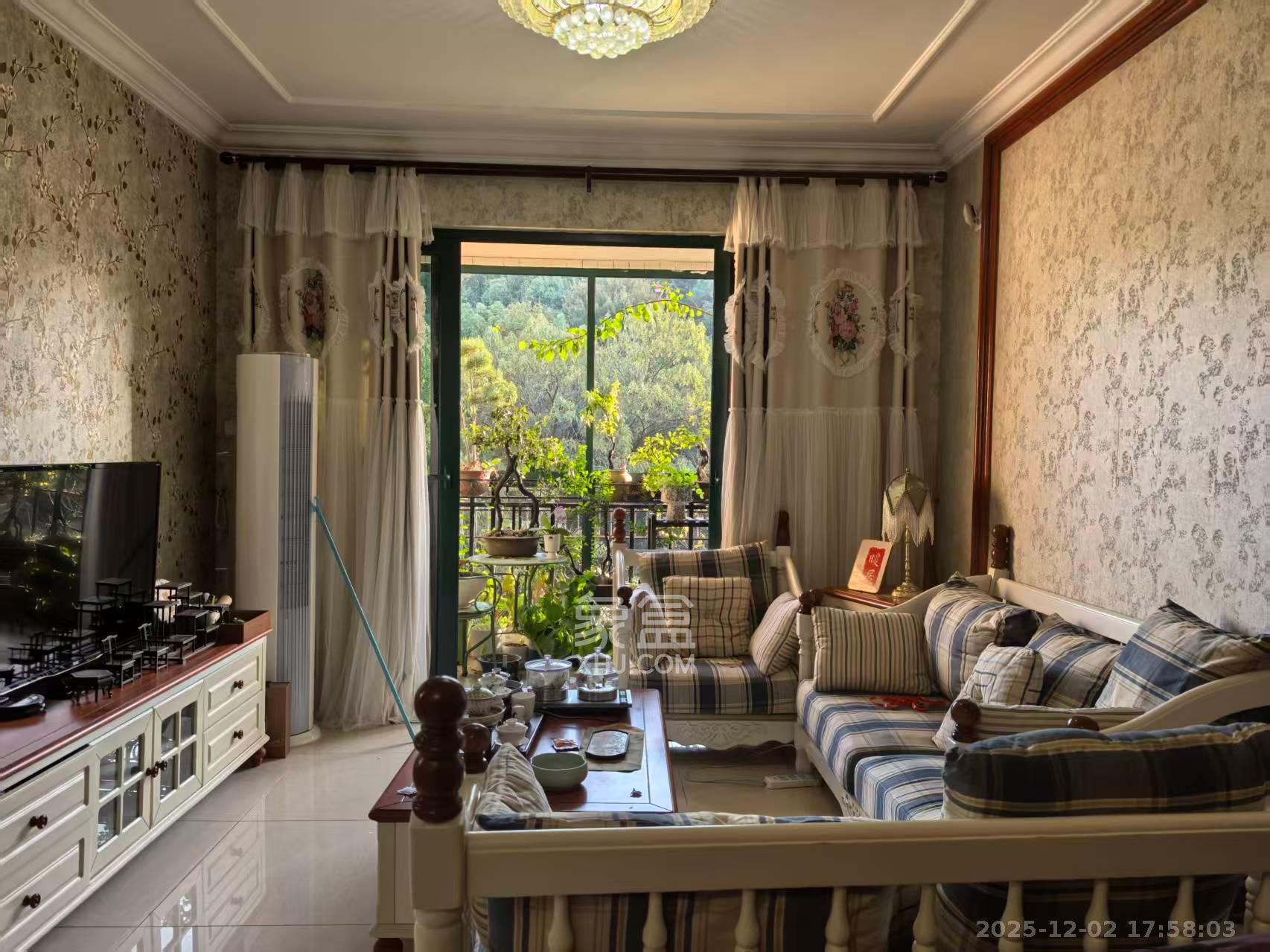 恒大城  2室2厅1卫    2100.0元/月