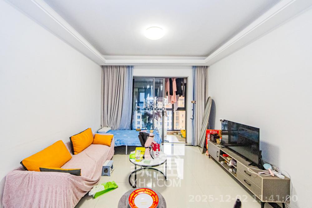 珠江郦城薰衣道  3室2厅1卫    2300.0元/月