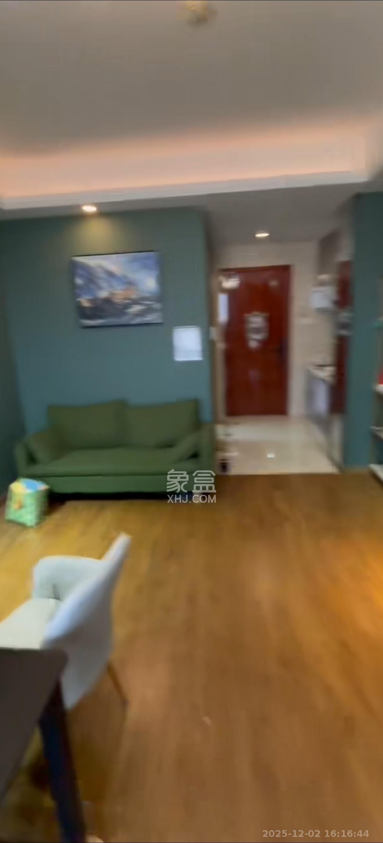 德思勤城市广场（宝格丽公寓）  1室0厅0卫    2100.0元/月