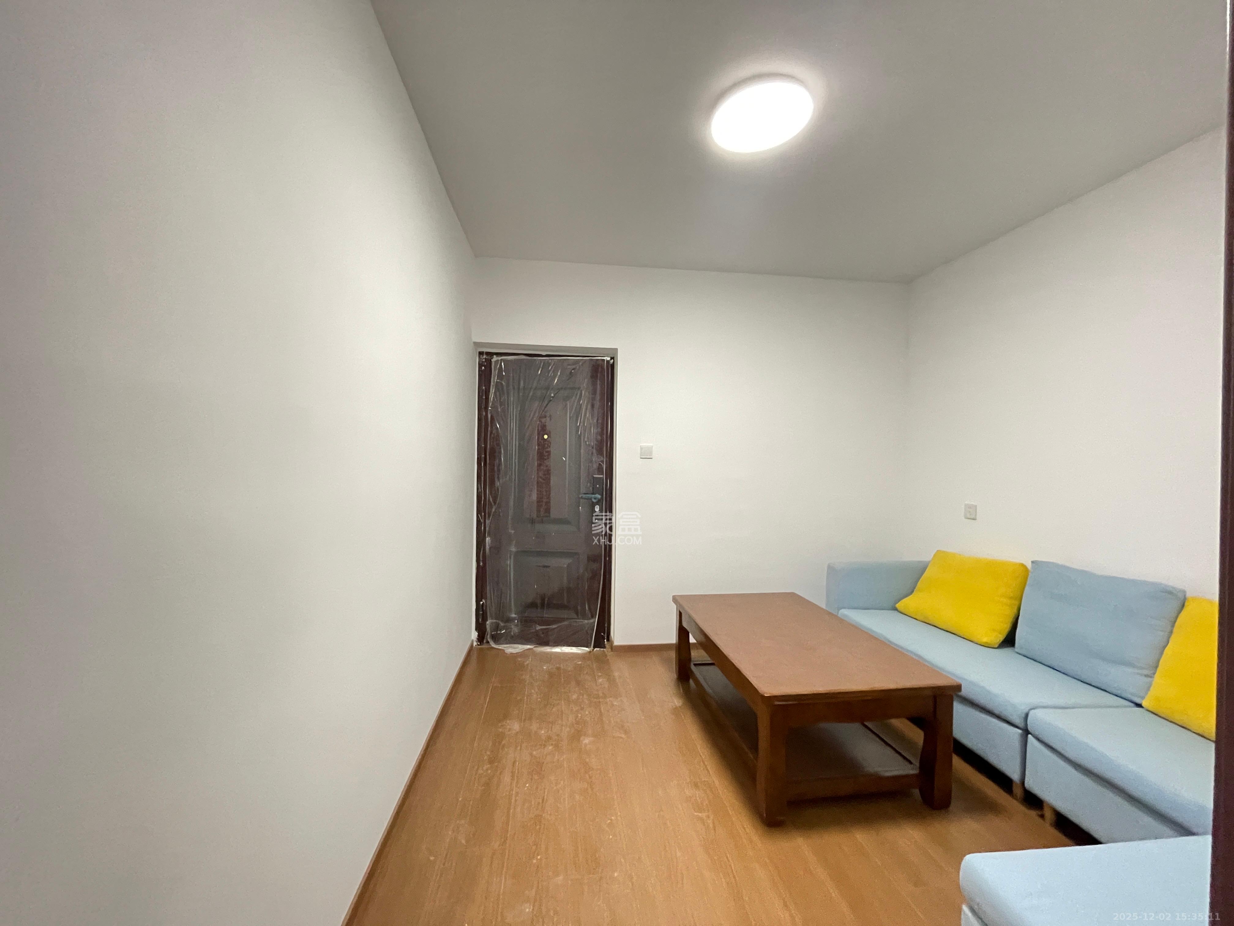 远大小区单位房  1室1厅1卫    1200.0元/月