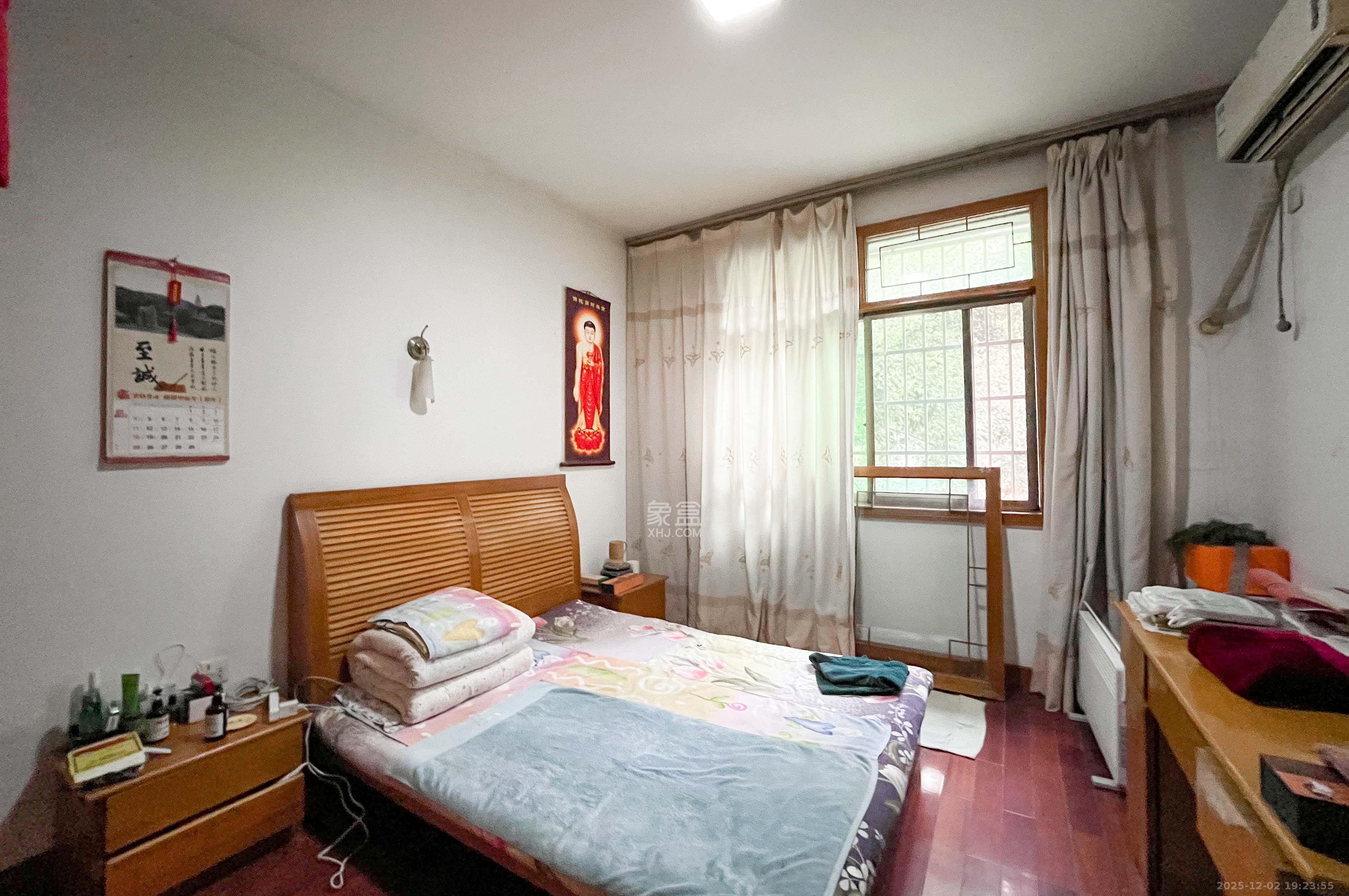 阳明山庄  4室2厅2卫    149.0万其他