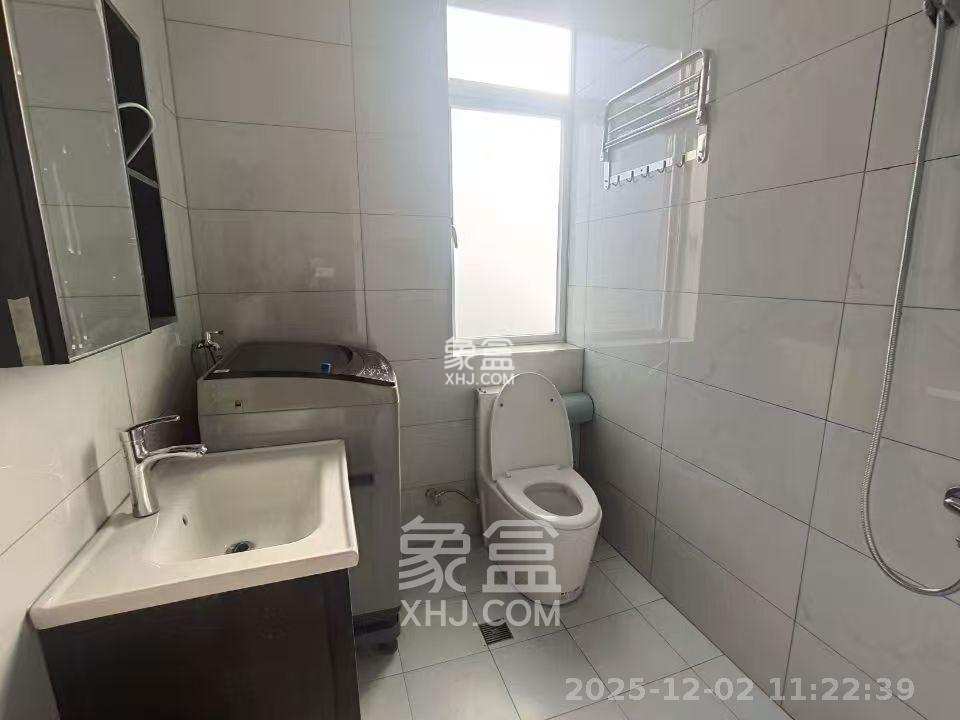 迎宾大厦 2室1厅1卫 2600.0元/月 迎宾大厦 2室1厅1卫 2600.0元/月室内图