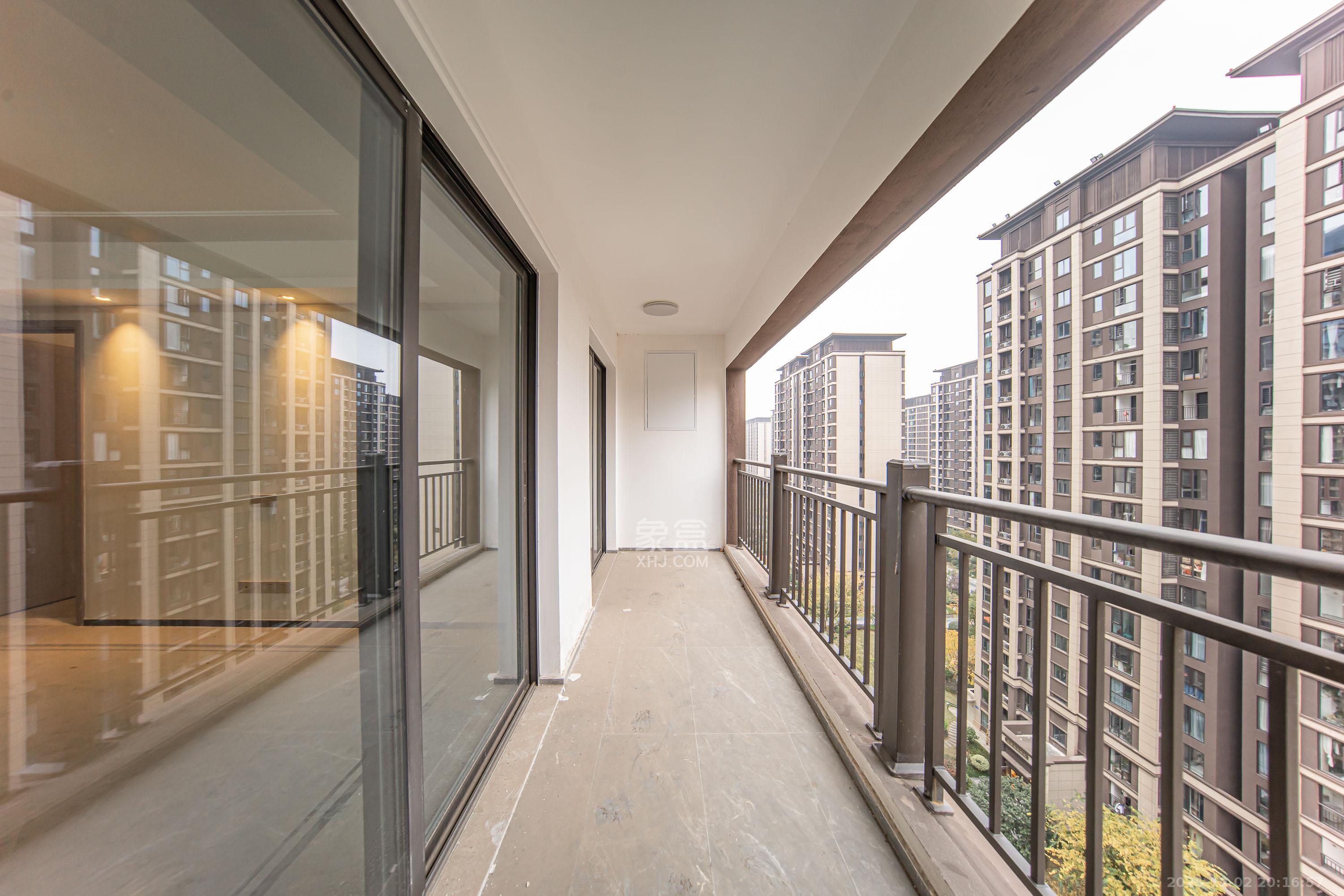 建发电建江山悦 4室2厅2卫 150.0万 建发电建江山悦 4室2厅2卫 150.0万阳台