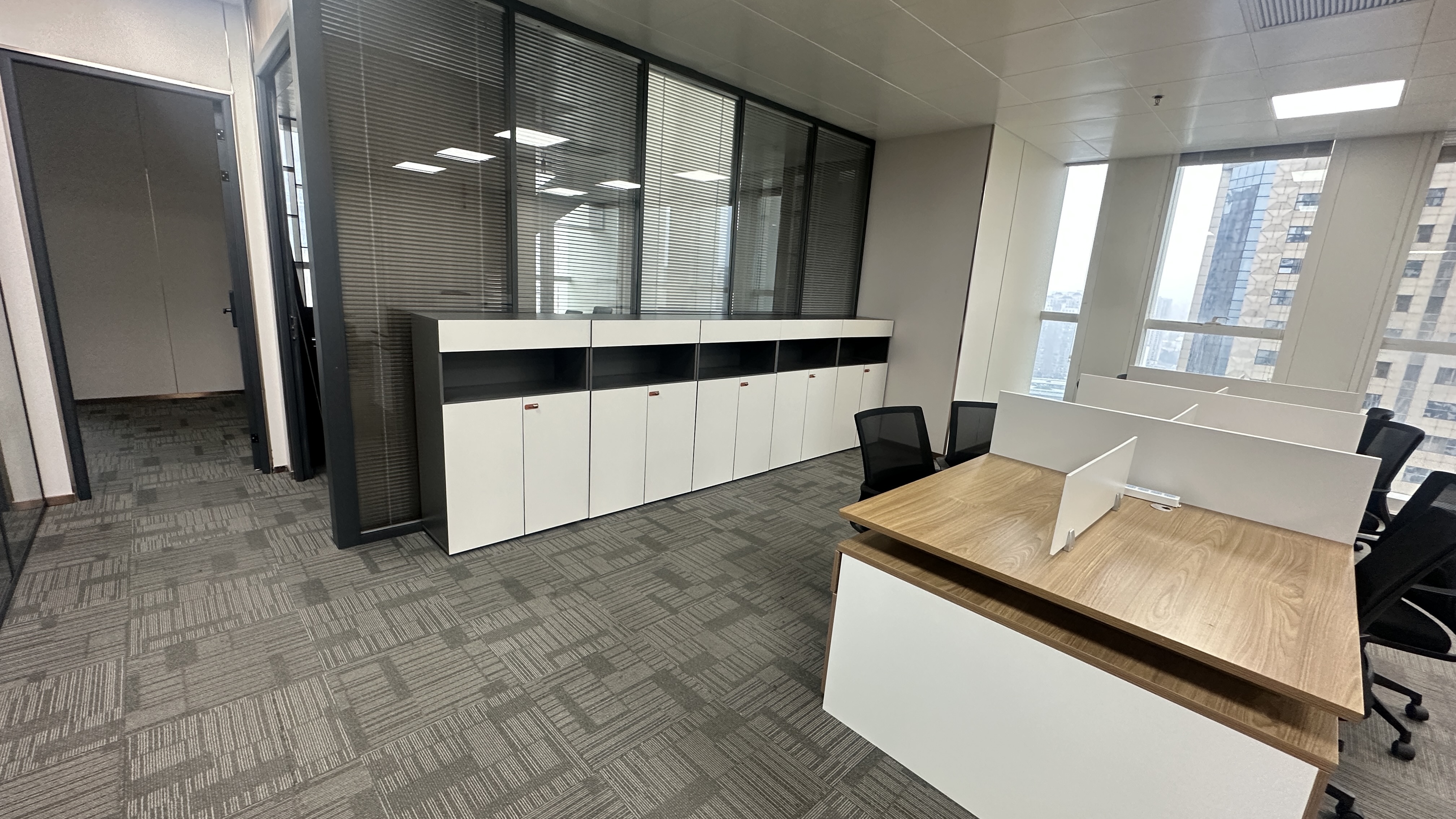 海南大厦   308.6㎡      15000.0元/月室内图