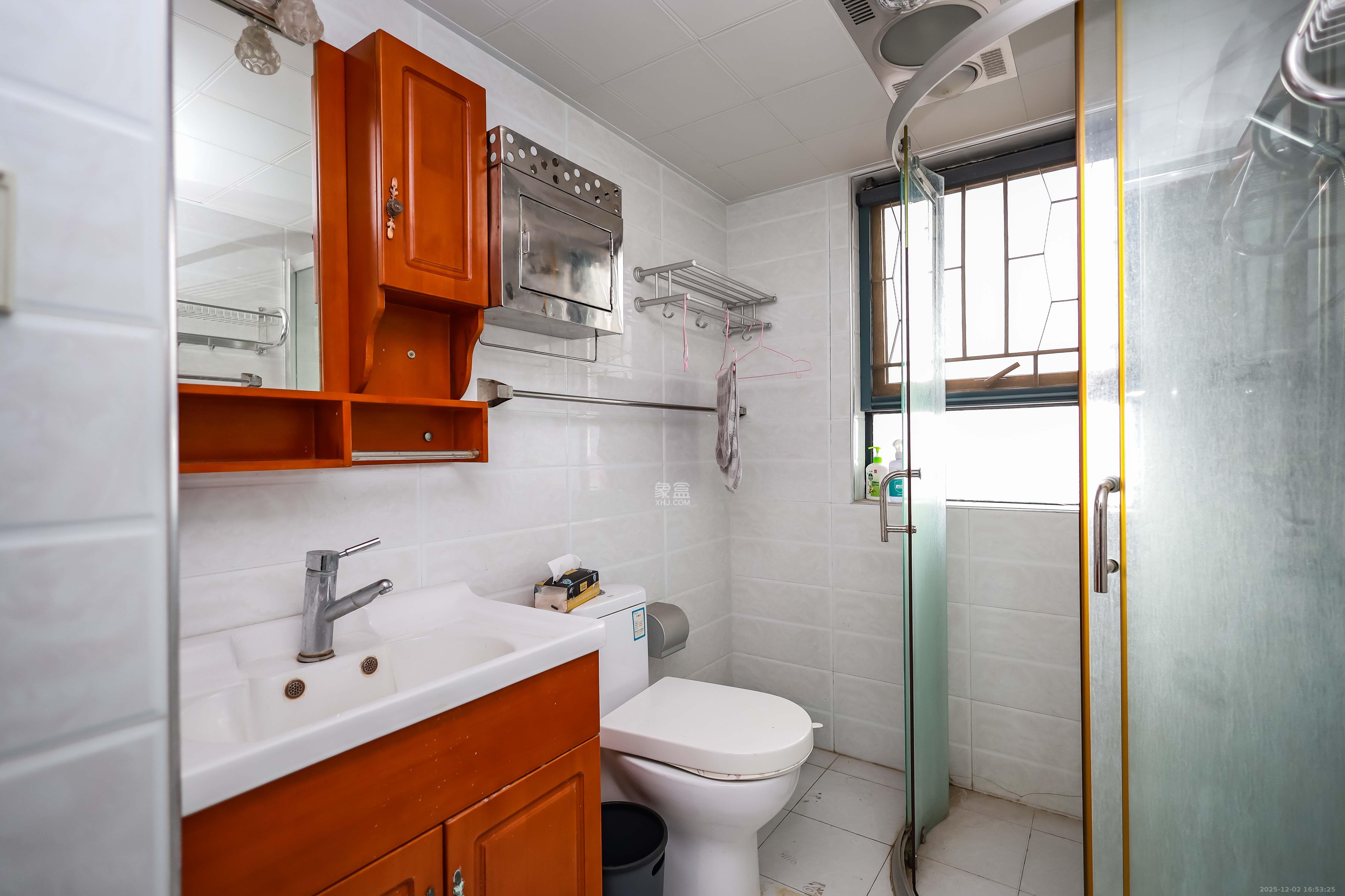 永祺西京  2室2厅1卫    2200.0元/月室内图