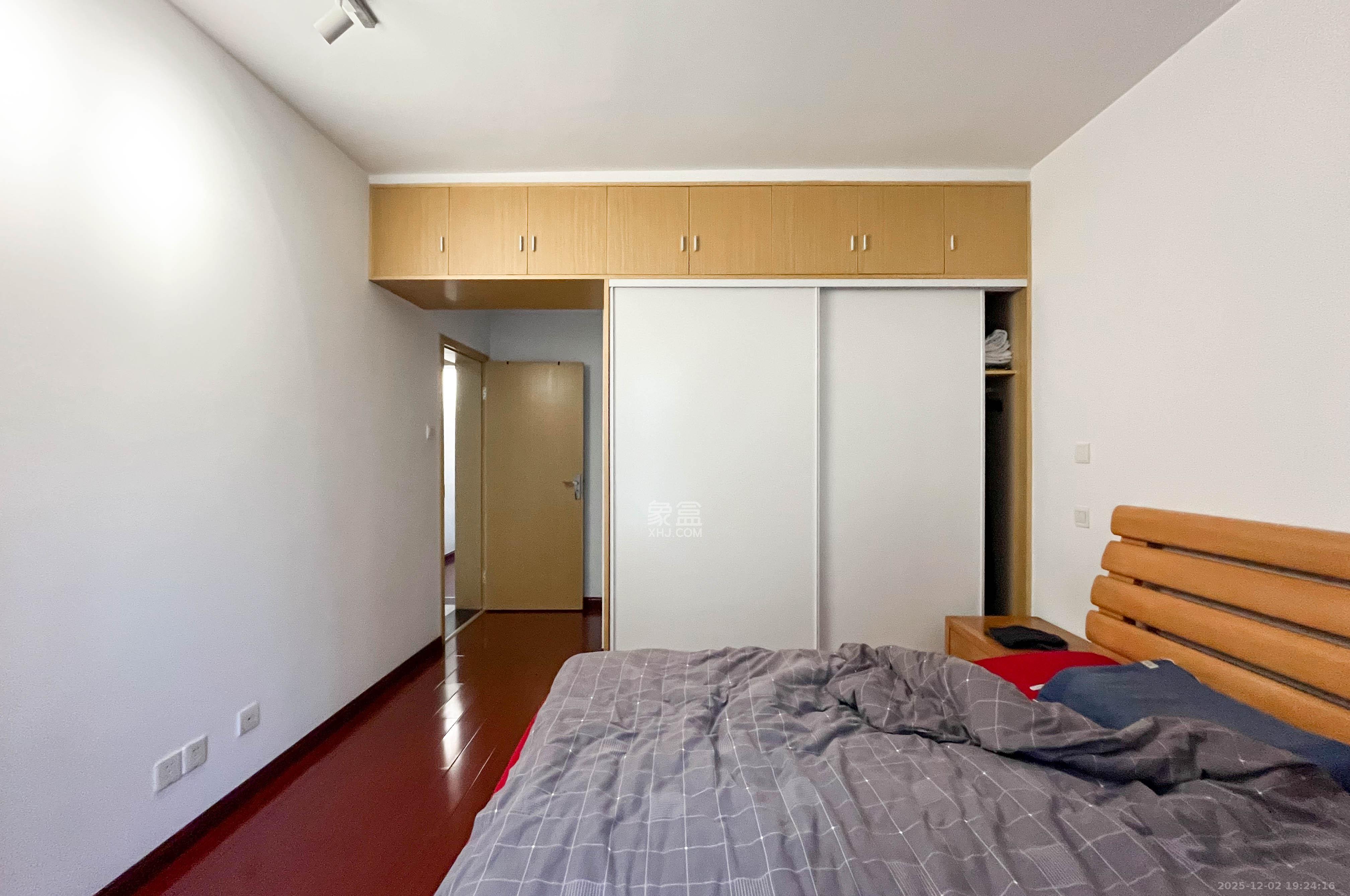 湘麓国际 1室2厅2卫 95.0万 湘麓国际 1室2厅2卫 95.0万其他