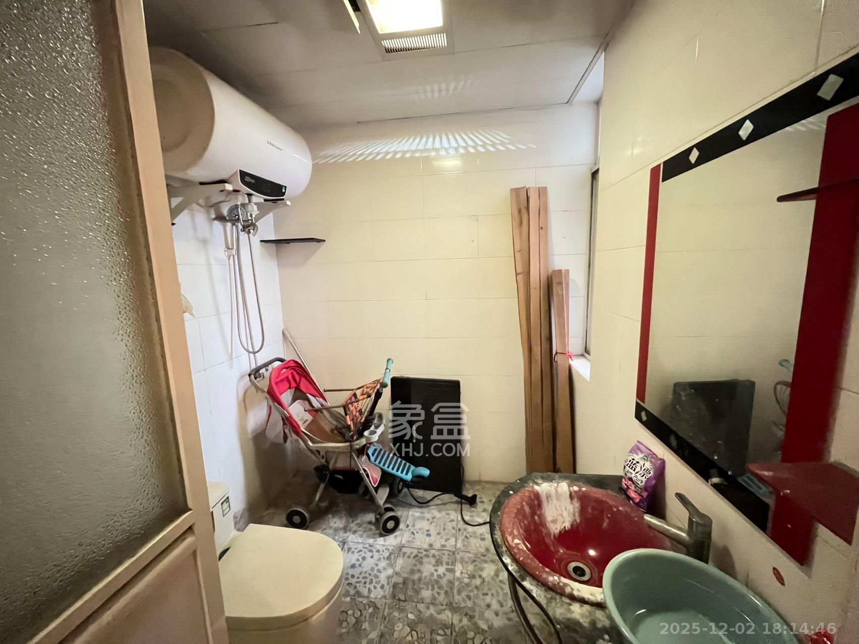 一品东庭 3室2厅2卫 2600.0元/月 一品东庭 3室2厅2卫 2600.0元/月室内图