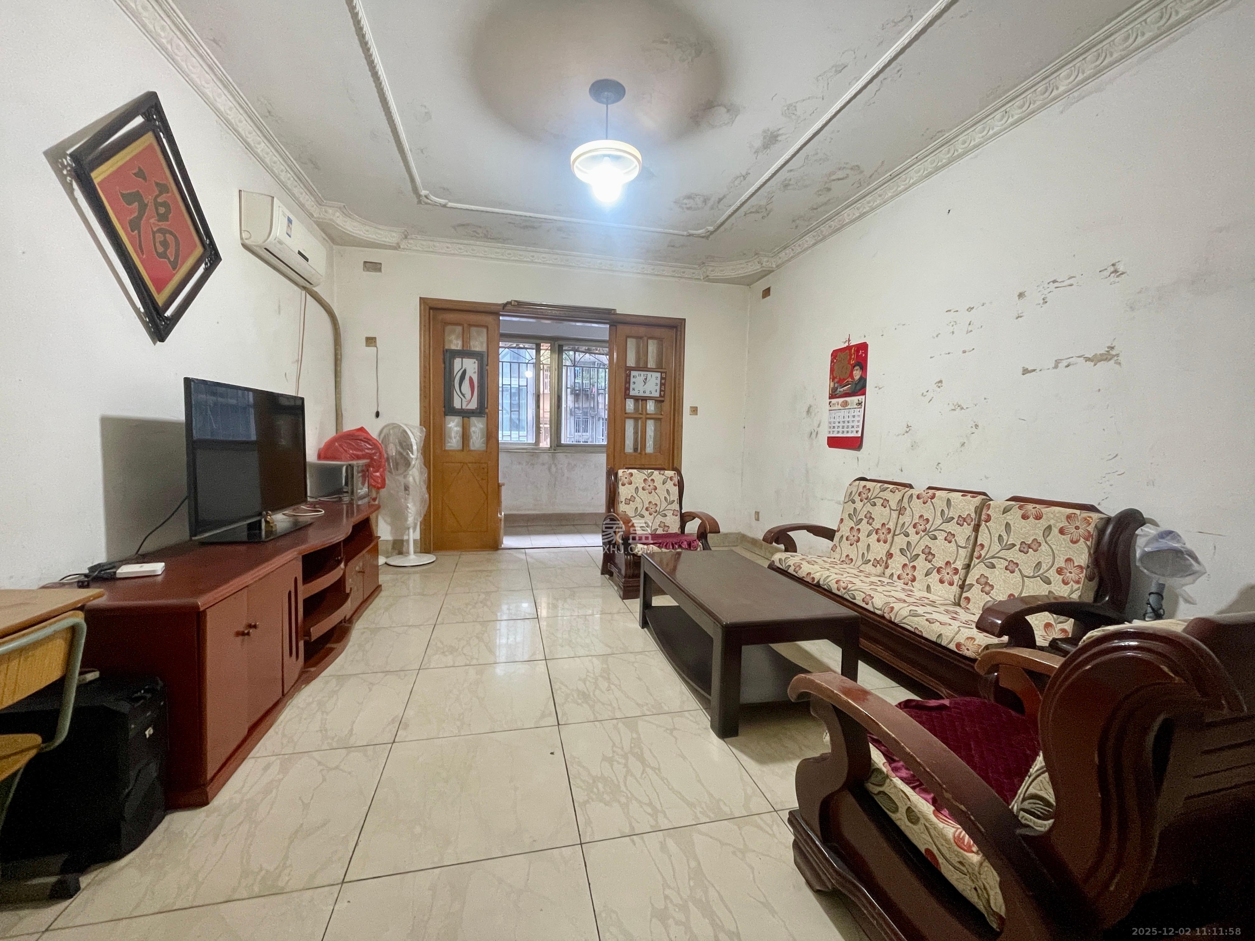 刑警之家 3室2厅2卫 1700.0元/月 刑警之家 3室2厅2卫 1700.0元/月室内图