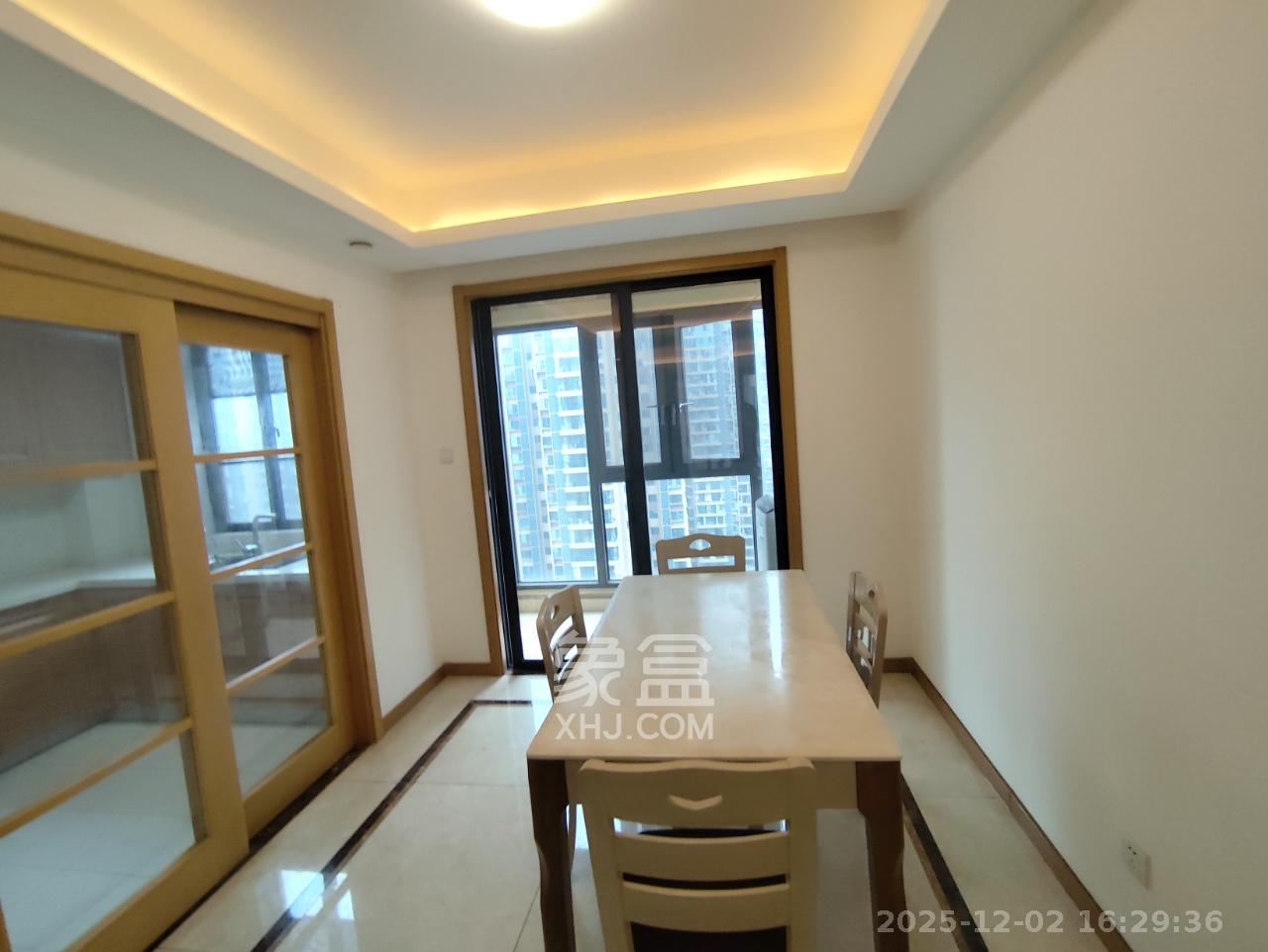 中建璟和城 4室2厅2卫 2800.0元/月 中建璟和城 4室2厅2卫 2800.0元/月室内图