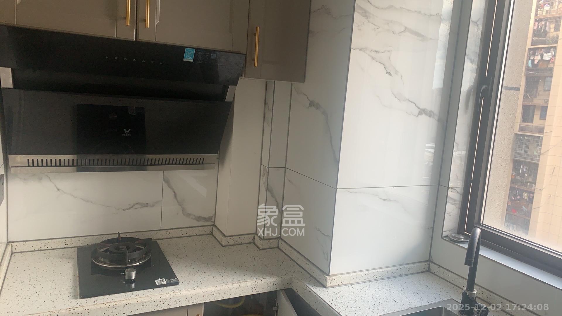 国泰九龙湾  1室1厅1卫    1400.0元/月室内图