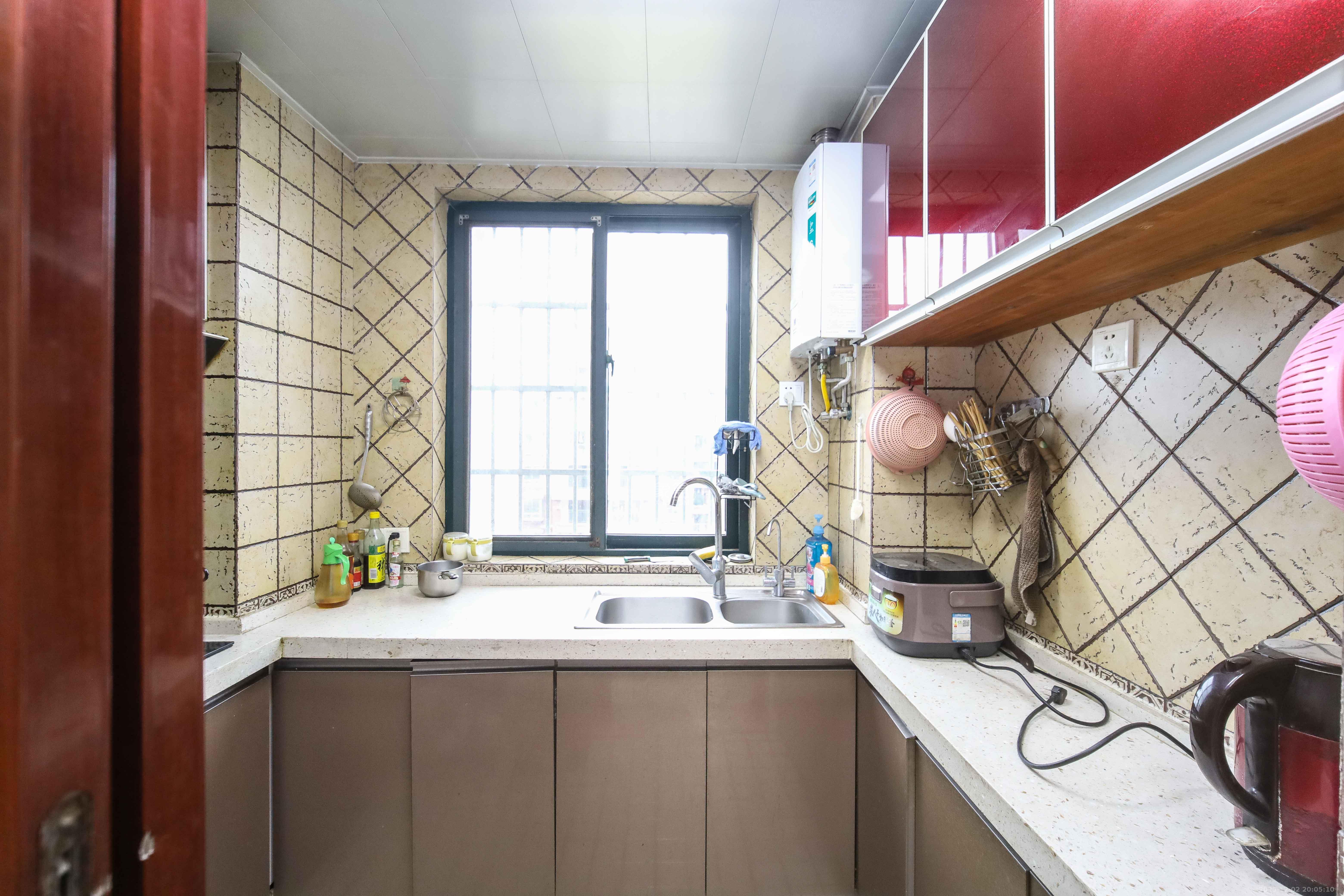 东玺门 3室2厅1卫 73.0万 东玺门 3室2厅1卫 73.0万厨房