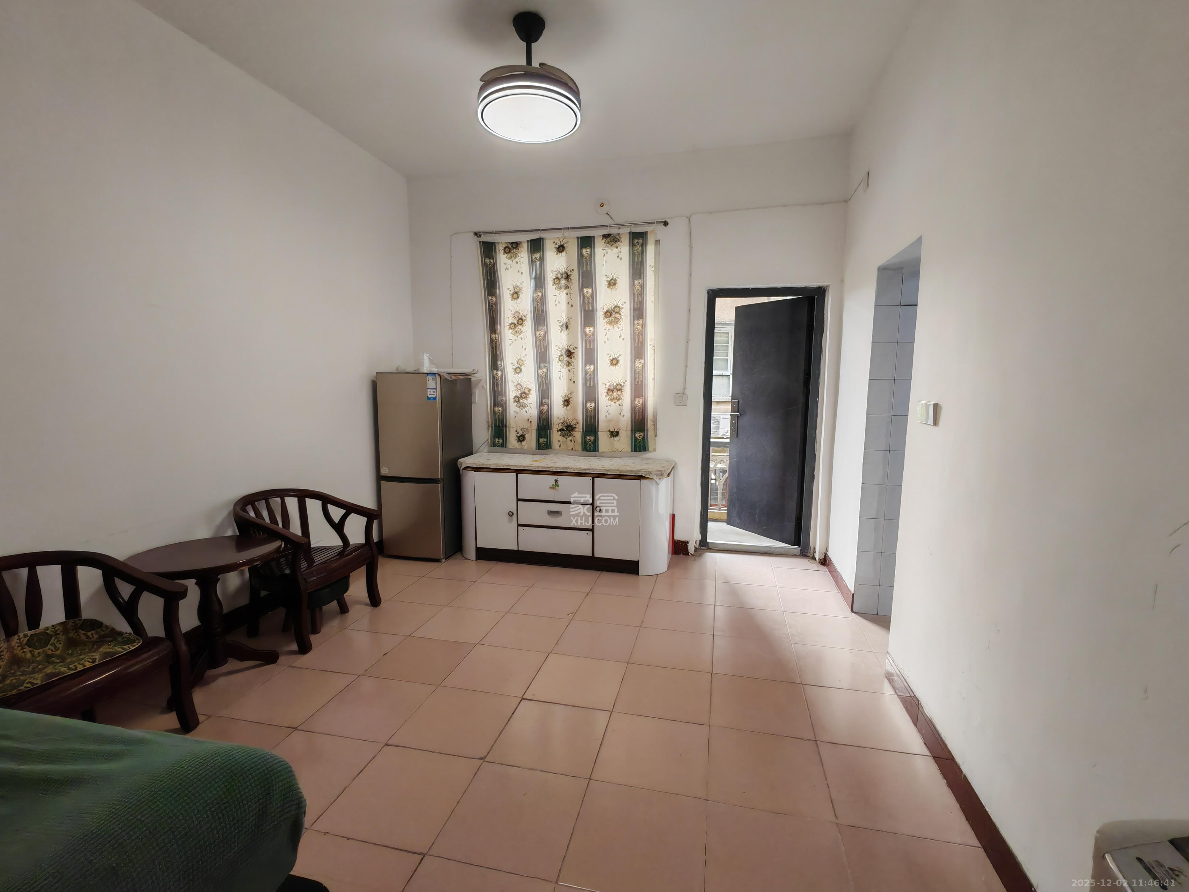 建湘新村  1室1厅1卫    1100.0元/月室内图