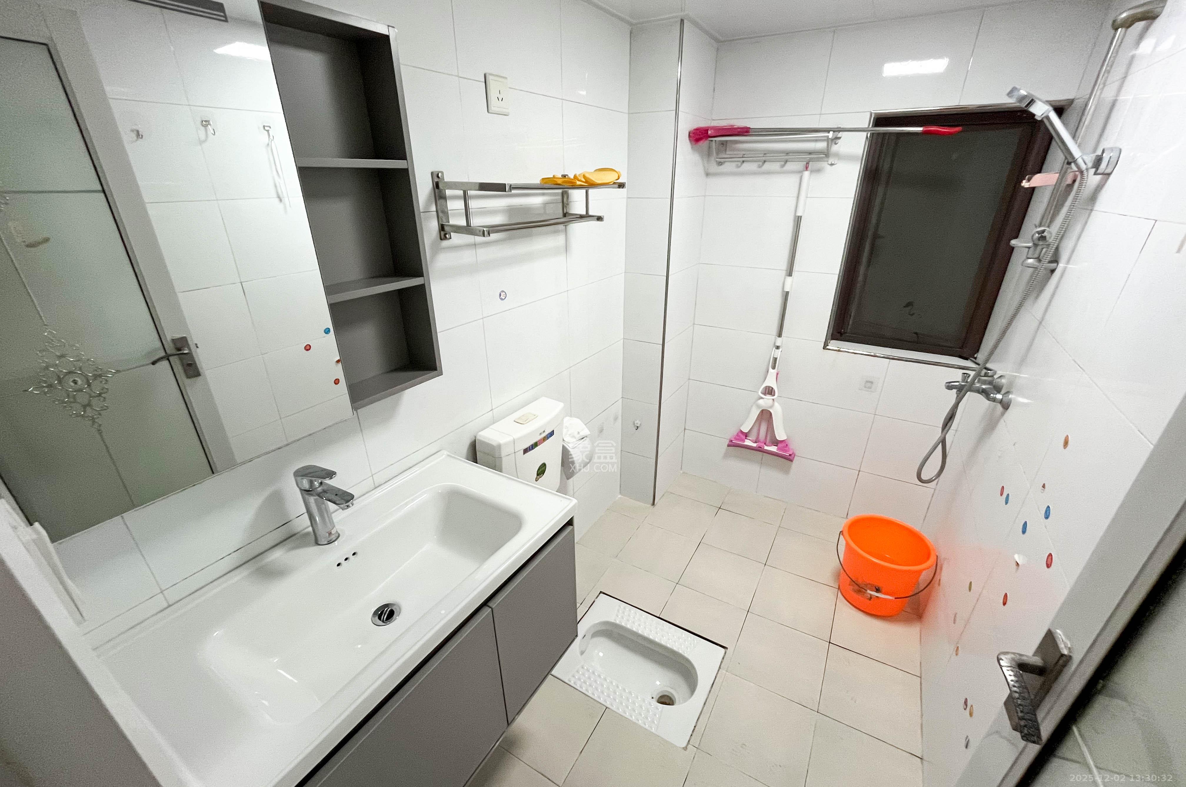 高信向日葵 3室2厅2卫 88.0万 高信向日葵 3室2厅2卫 88.0万卫生间