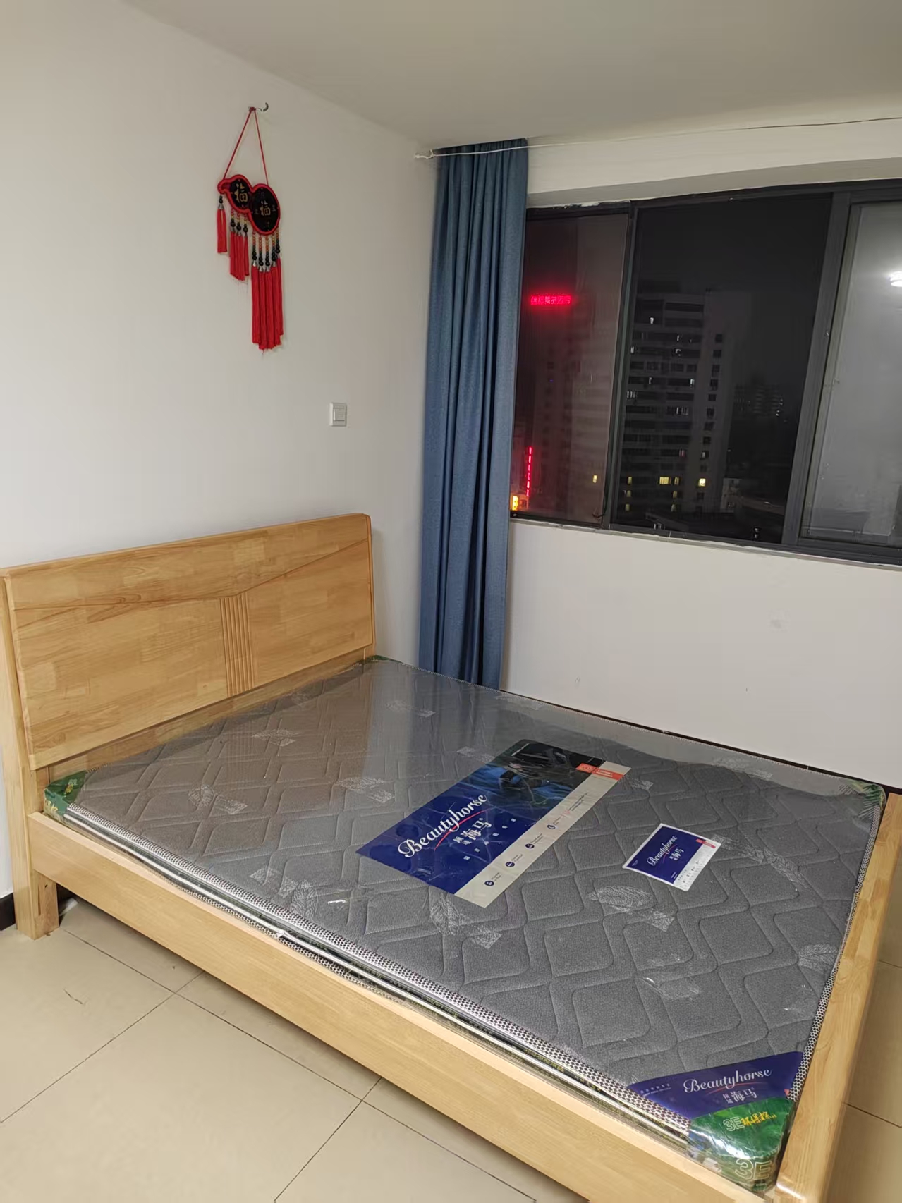 帝国大厦  1室1厅1卫    1300.0元/月室内图