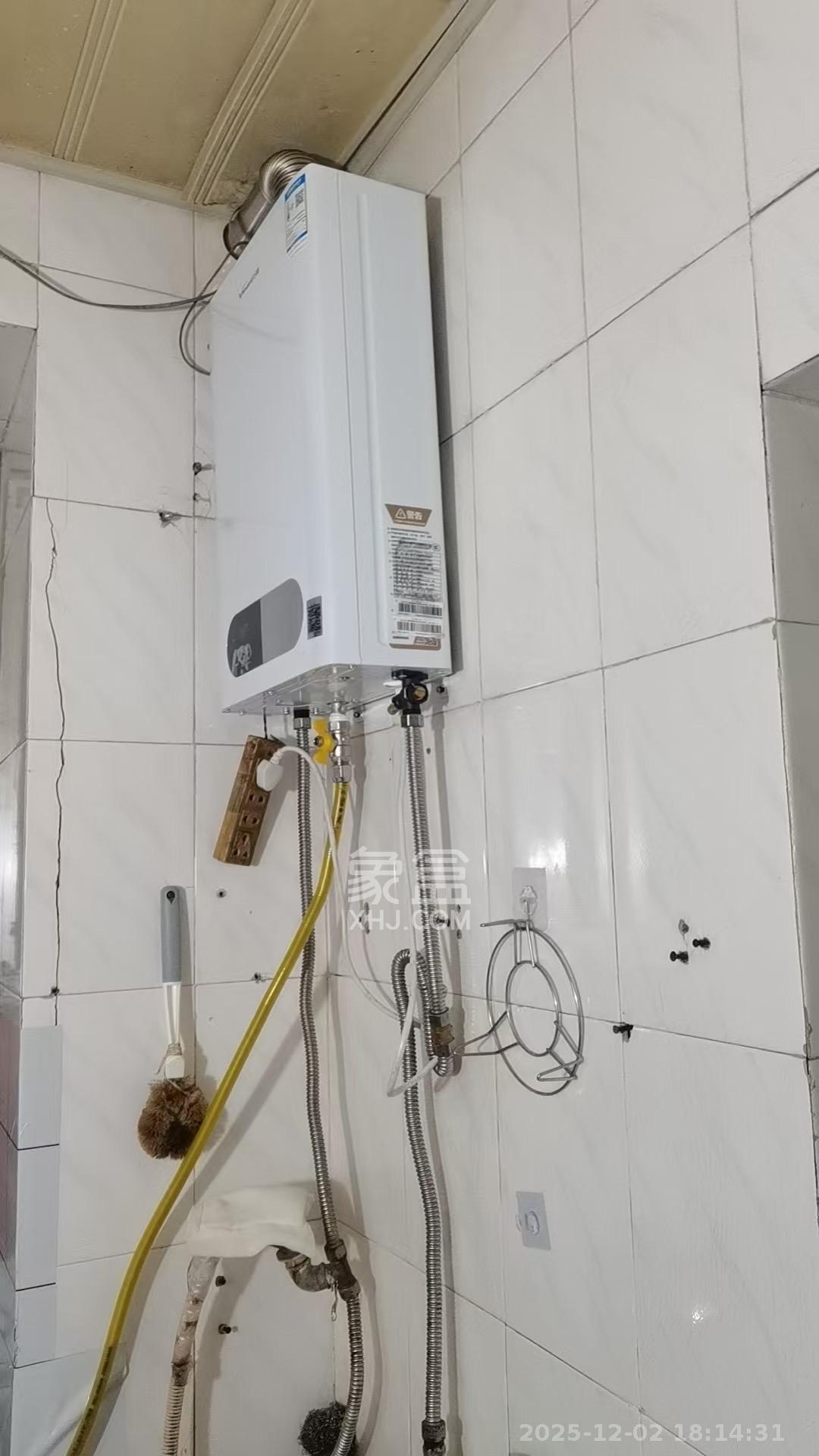 湖南工业贸易学校  2室1厅1卫    1100.0元/月室内图