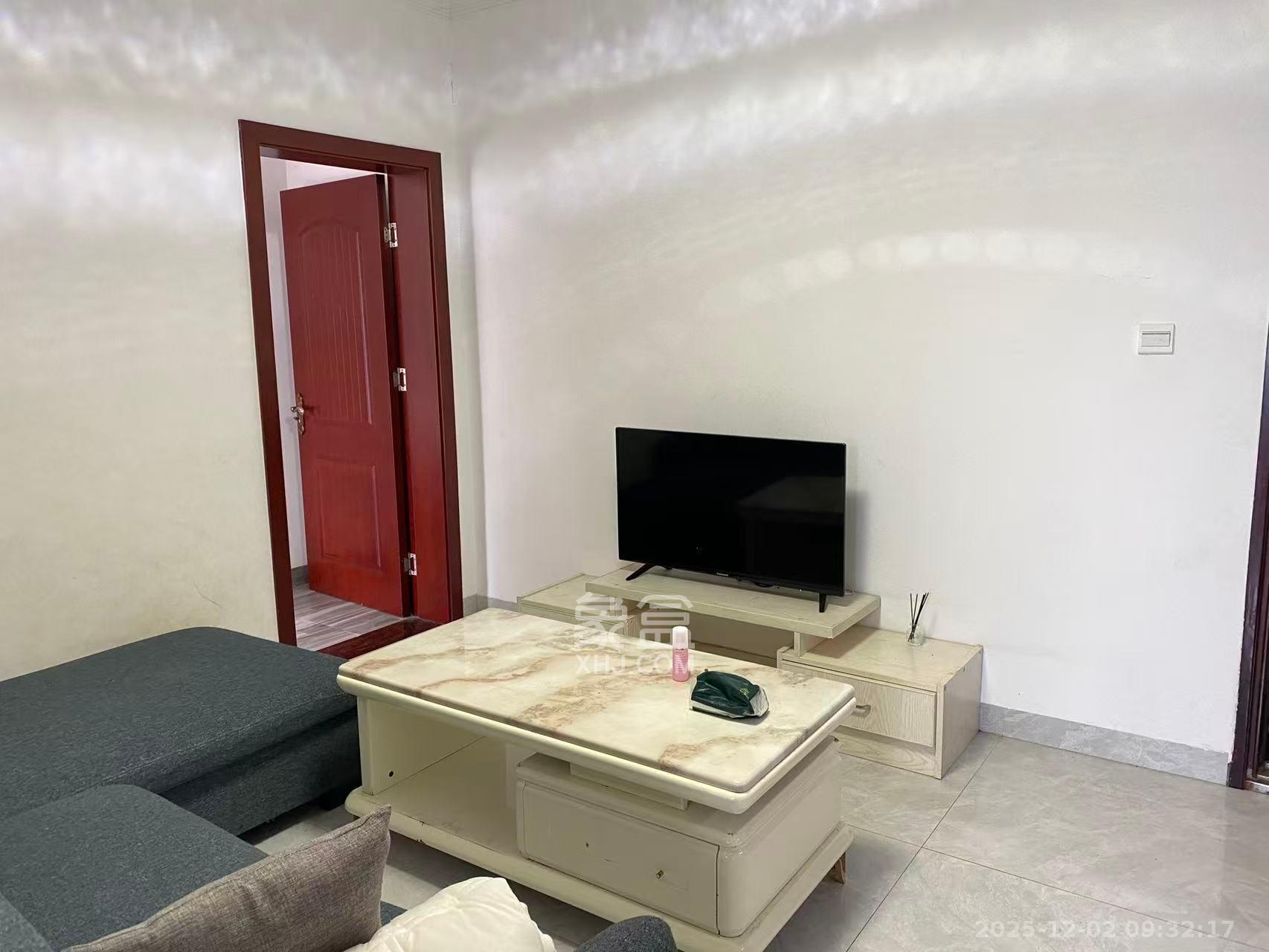 东宜兰园 2室1厅1卫 1600.0元/月 东宜兰园 2室1厅1卫 1600.0元/月室内图