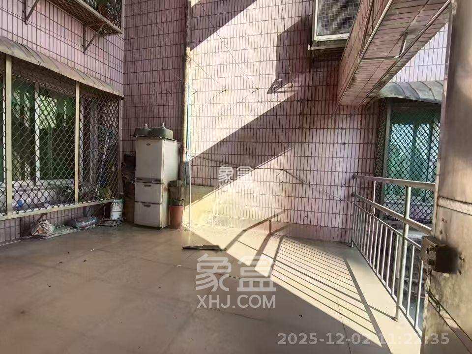 迎宾大厦 2室1厅1卫 2600.0元/月 迎宾大厦 2室1厅1卫 2600.0元/月室内图