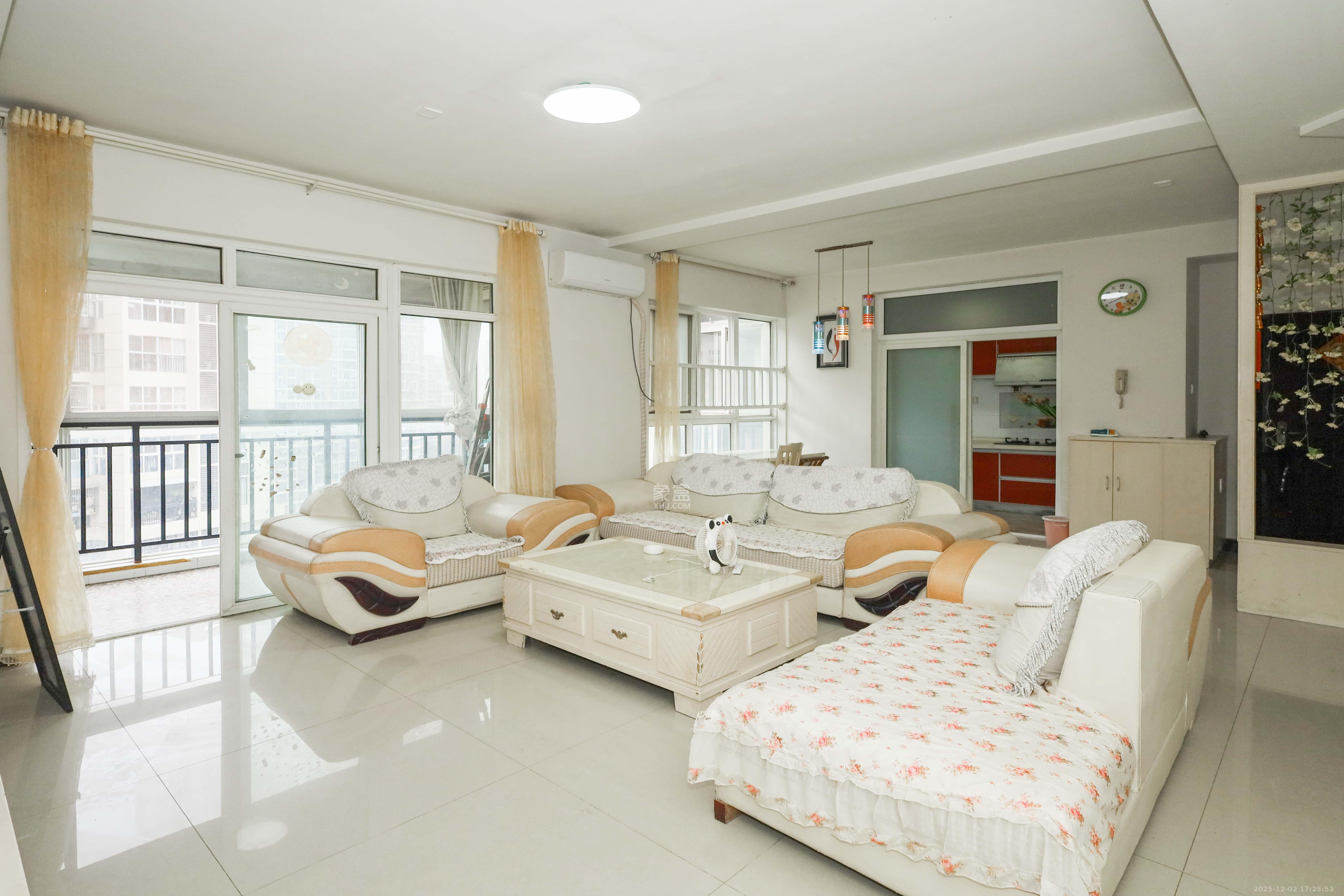 麓山润城  3室2厅1卫    79.8万