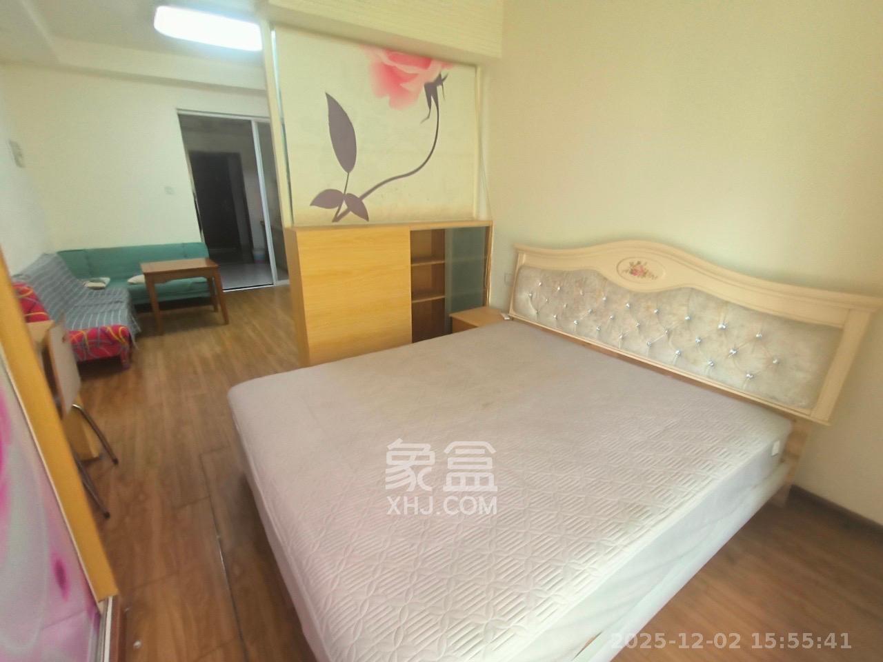 尚都花园城  1室1厅1卫    1000.0元/月室内图