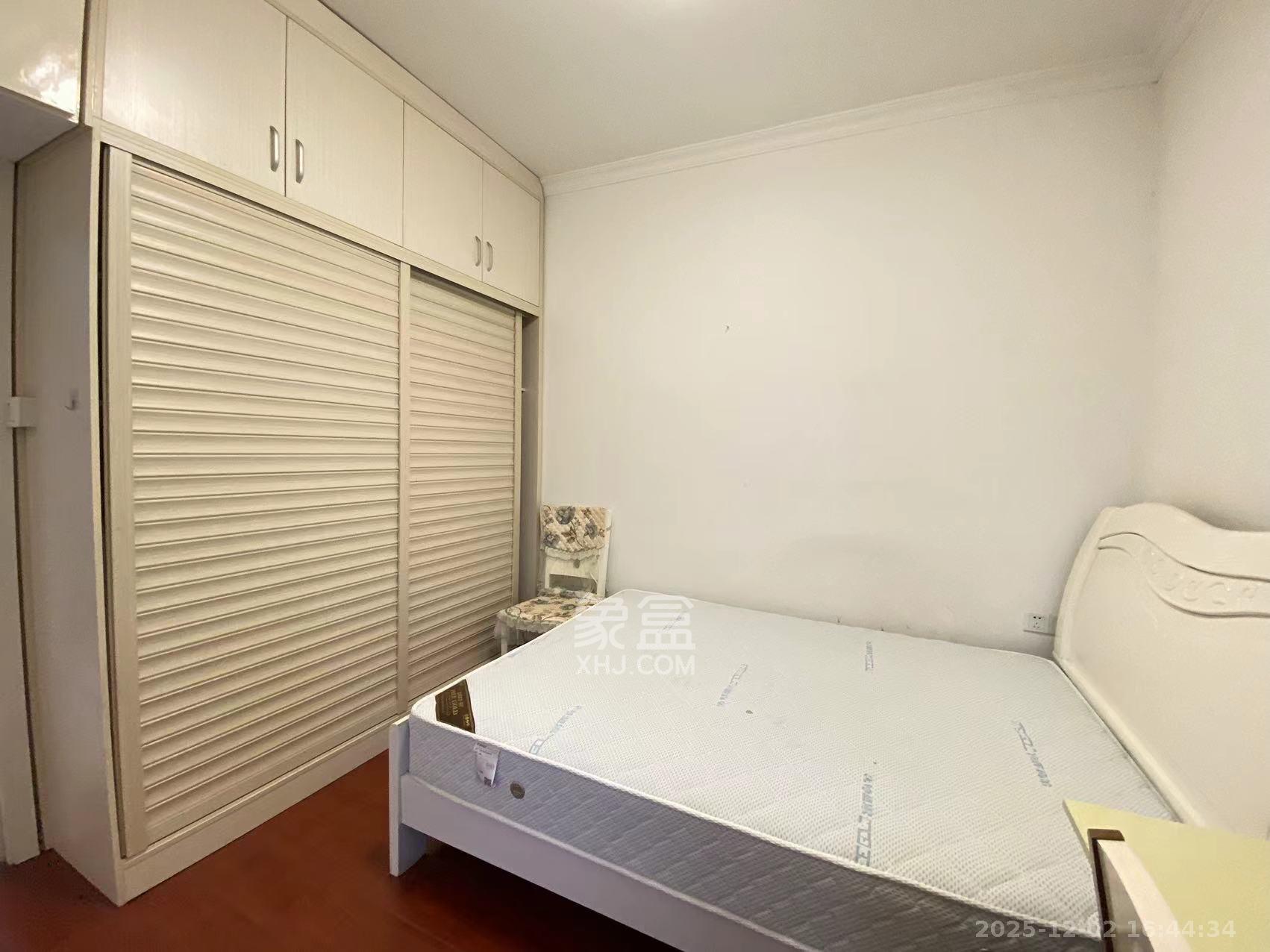 麓谷明珠 2室2厅1卫 2300.0元/月 麓谷明珠 2室2厅1卫 2300.0元/月室内图