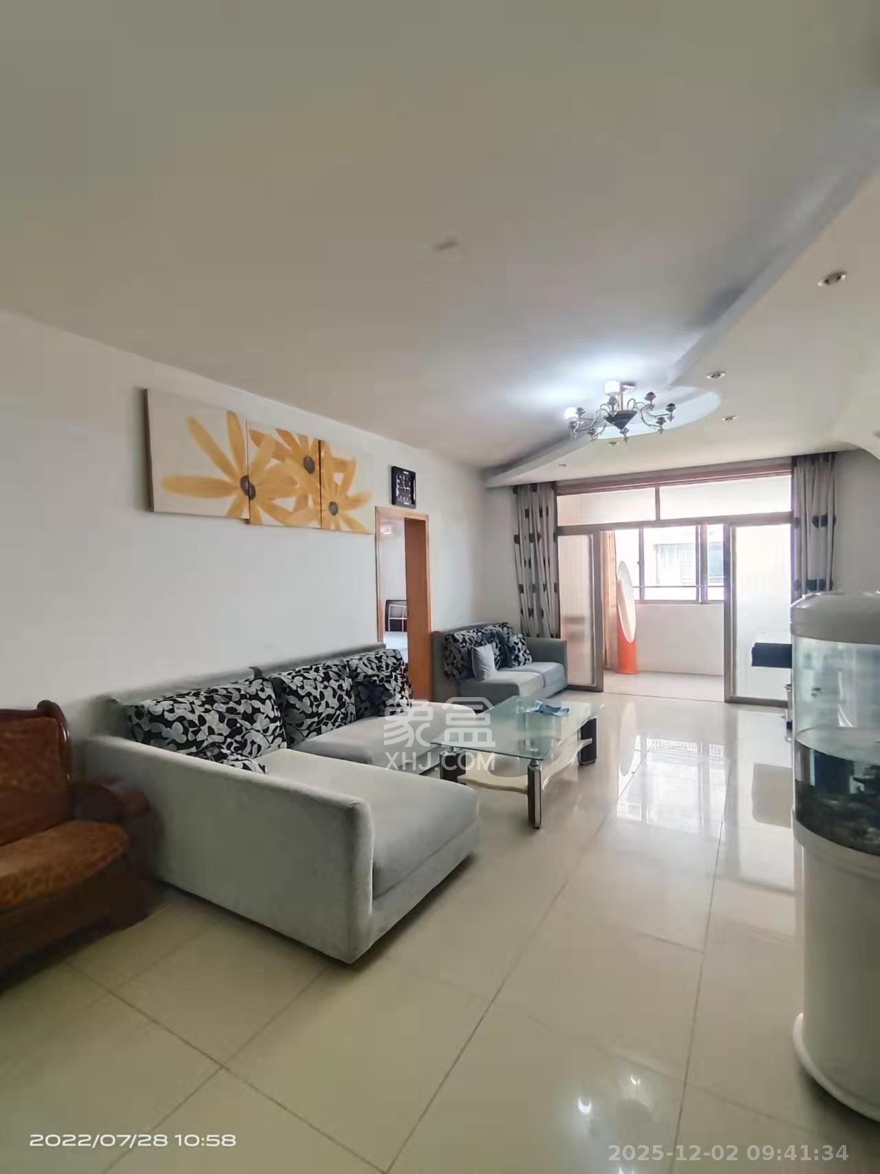 铁银大厦  2室1厅1卫    2500.0元/月