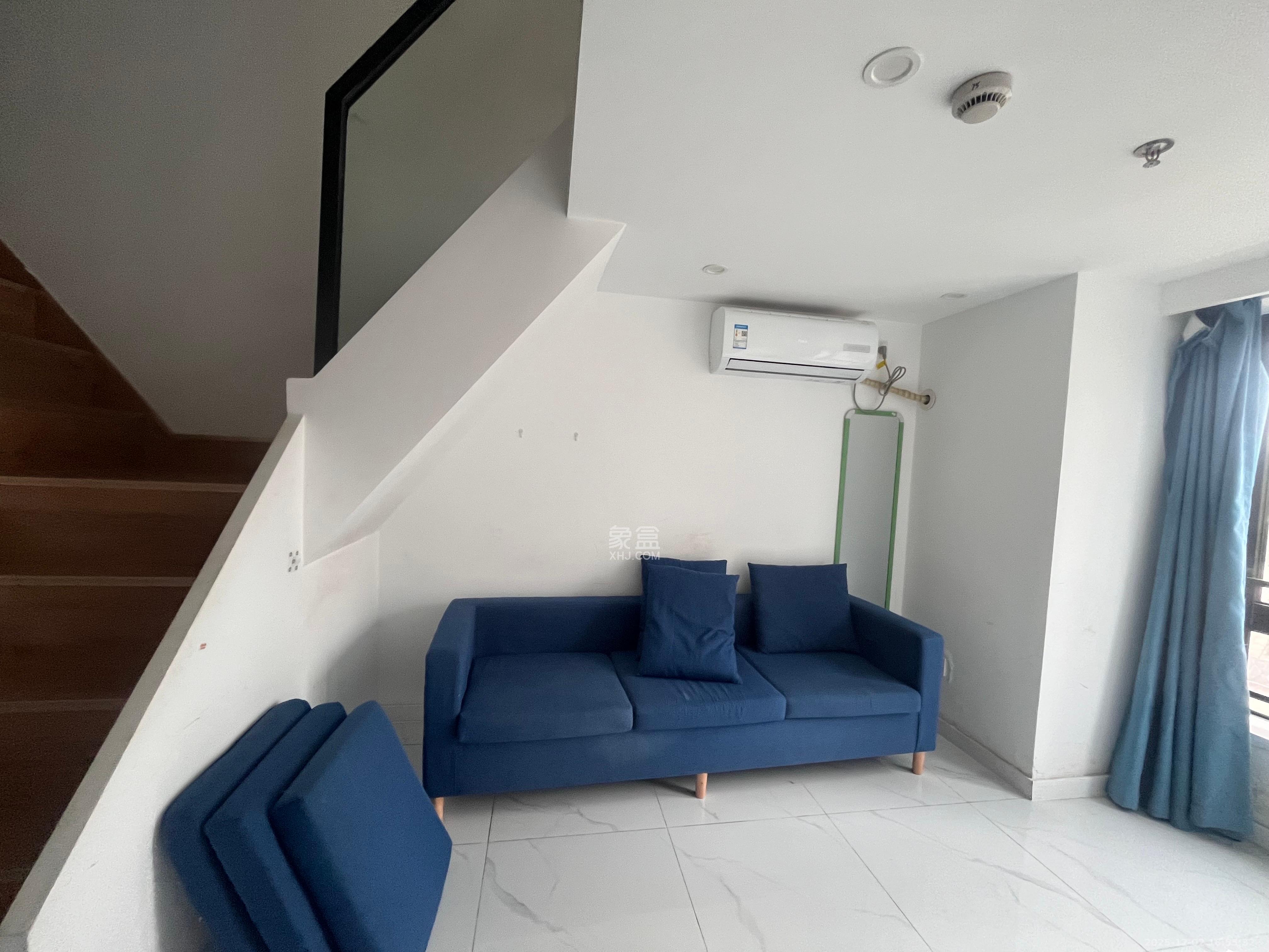 卓越江岸 1室0厅0卫 2000.0元/月 卓越江岸 1室0厅0卫 2000.0元/月室内图