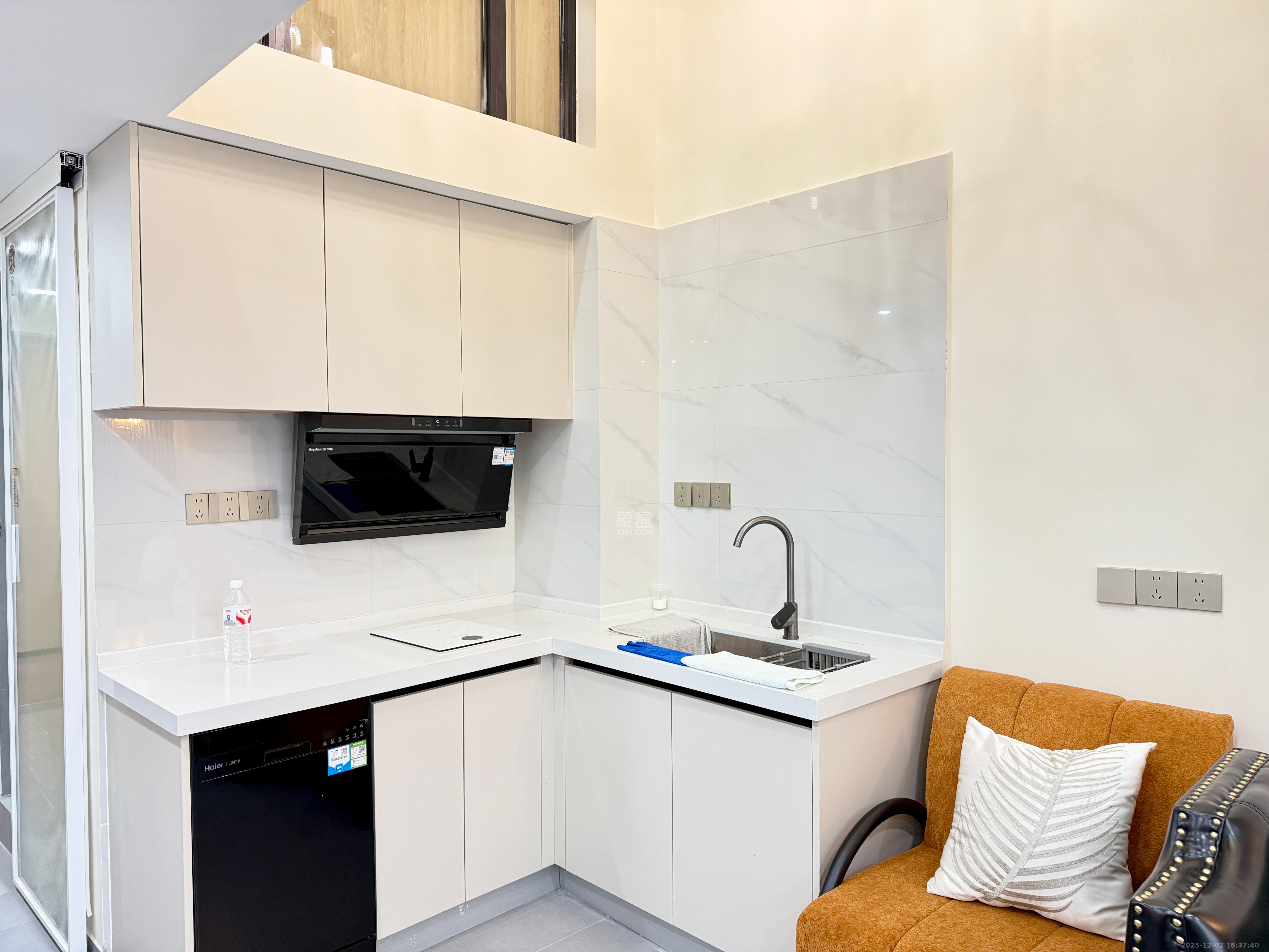 金茂建发泊悦  1室1厅1卫    2200.0元/月室内图