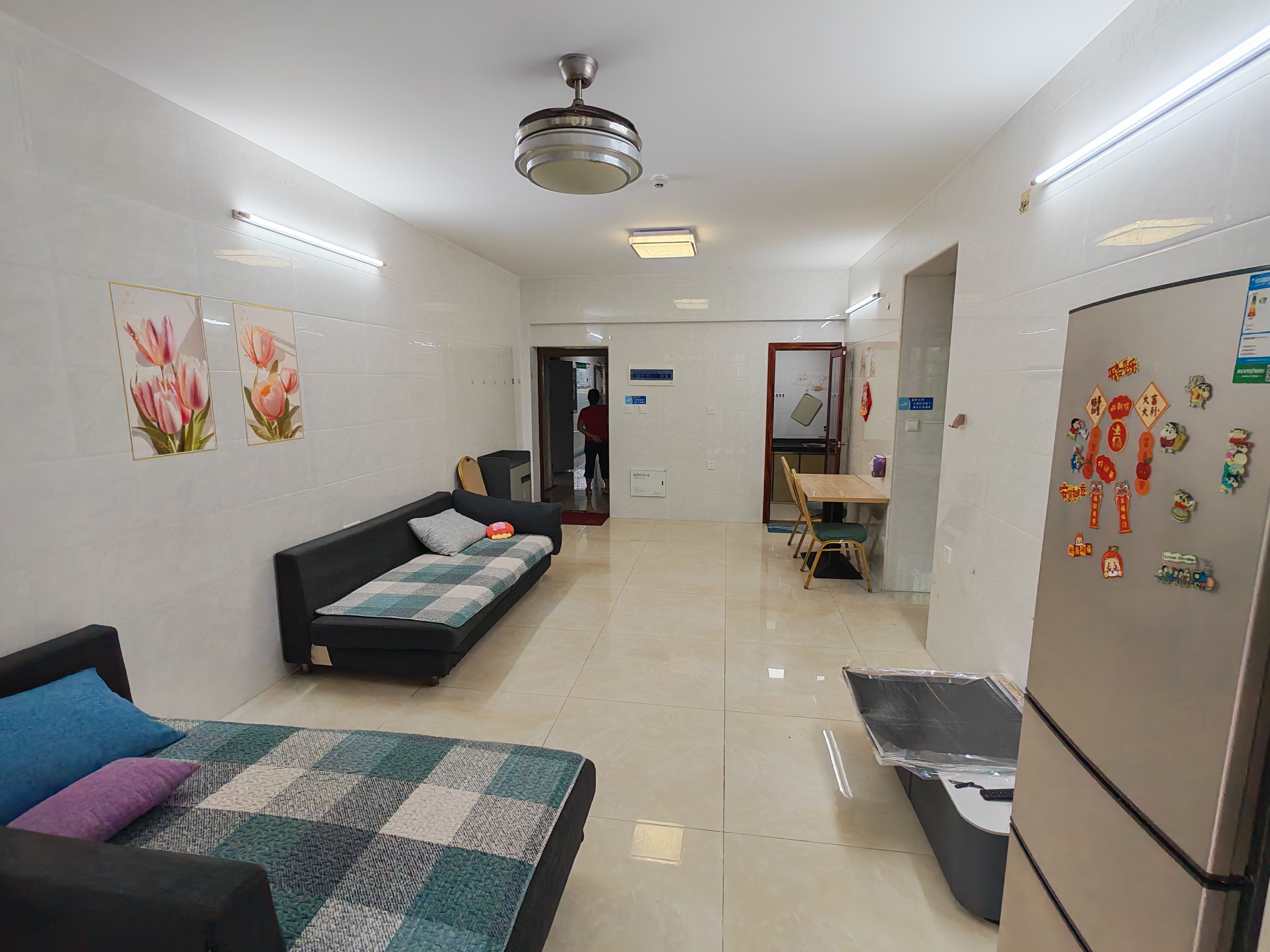 棕榈园（椰海新城3期）  2室1厅1卫    2300.0元/月