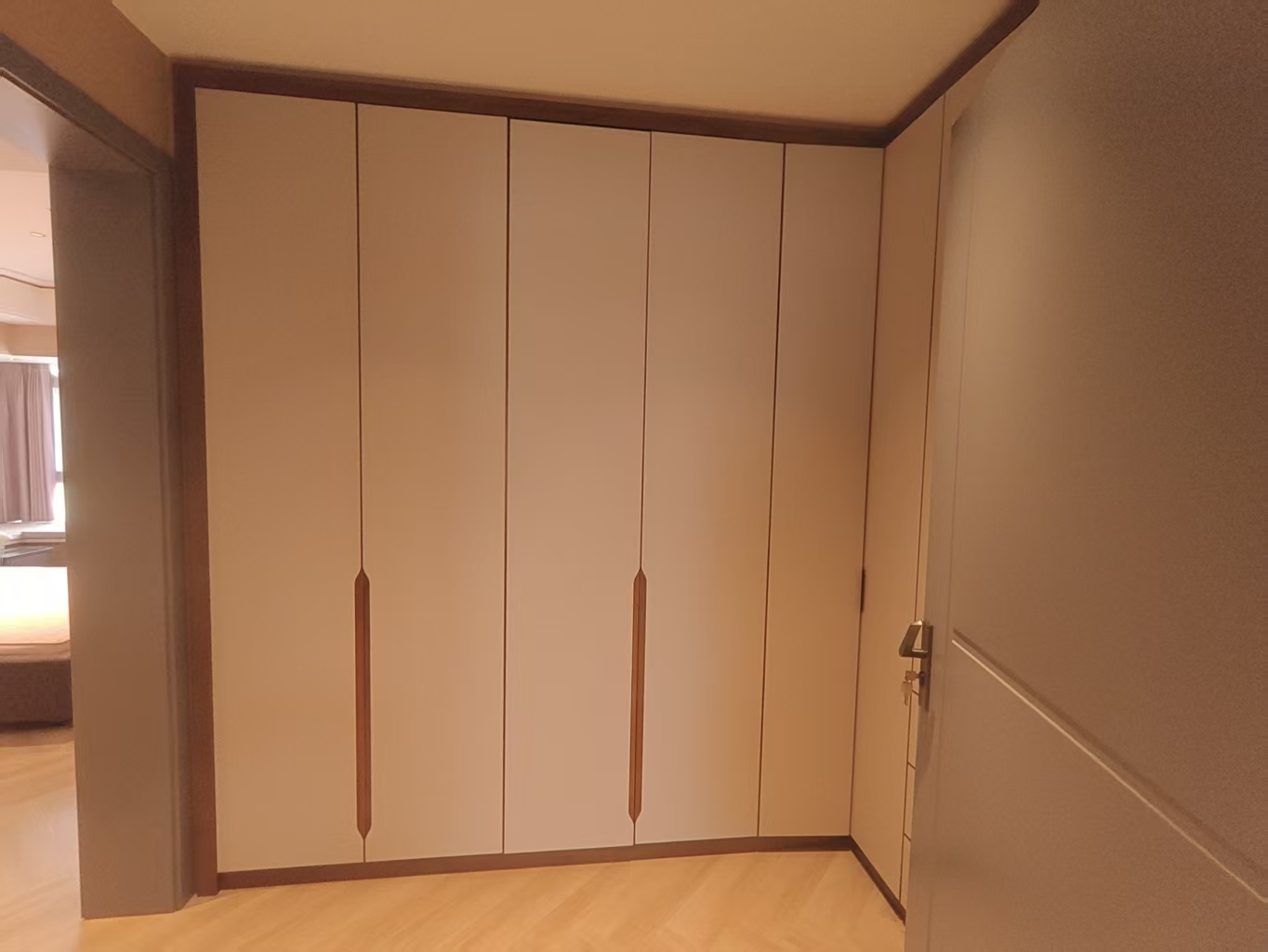 碧桂园 3室2厅2卫 6000.0元/月 碧桂园 3室2厅2卫 6000.0元/月室内图