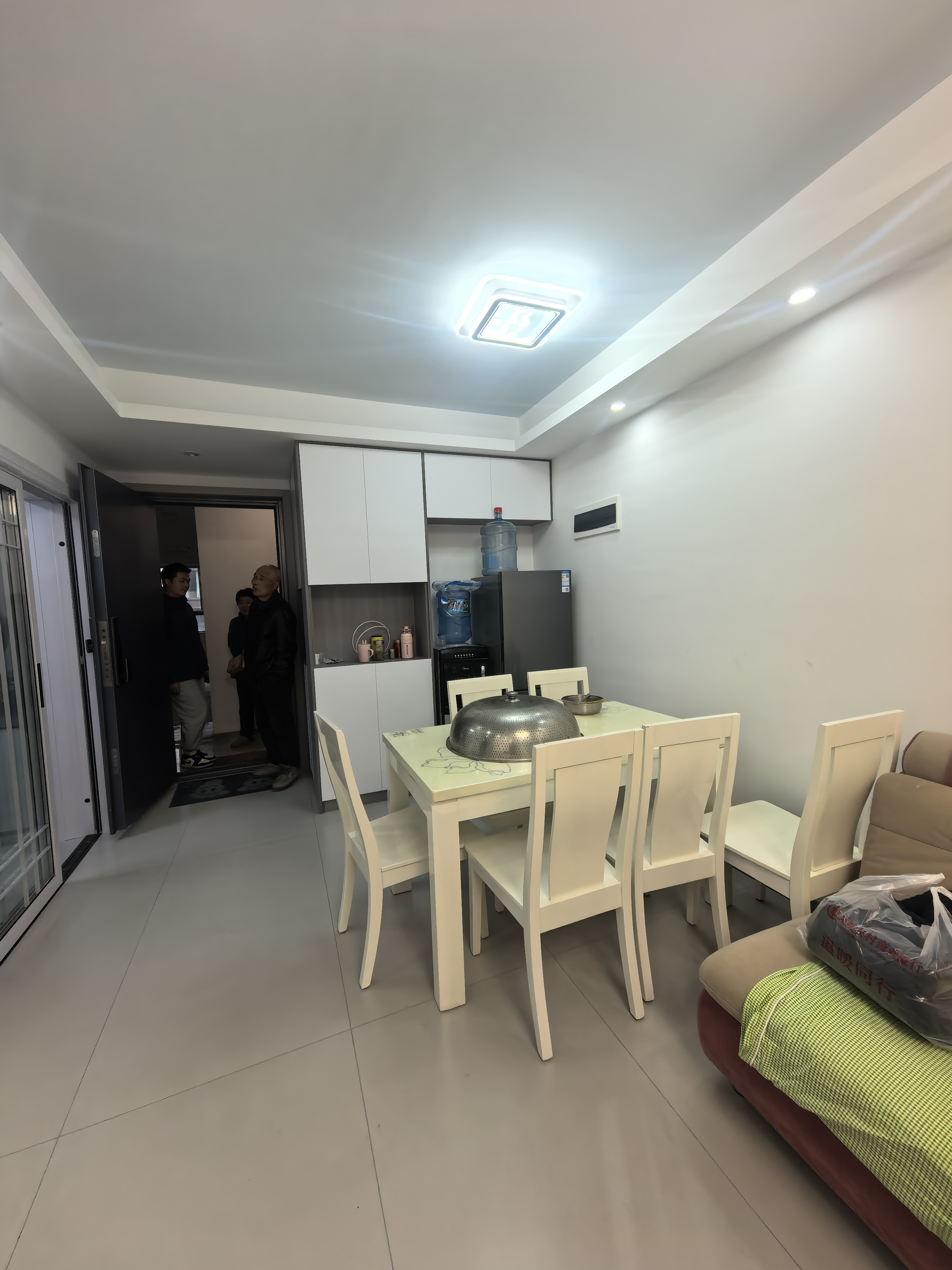 荣盛花语书苑  3室2厅1卫    1800.0元/月室内图