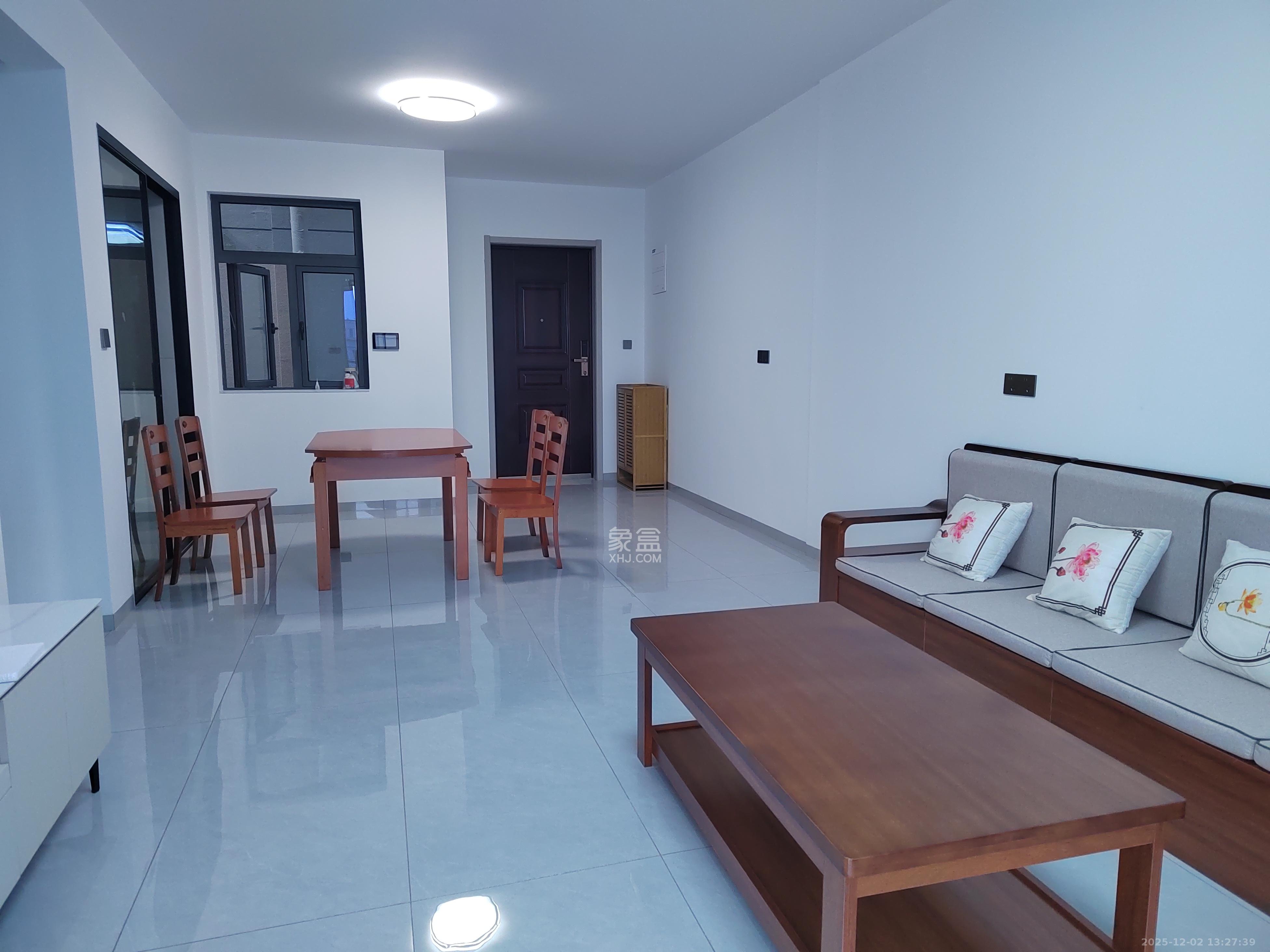 中建钰和城CL区  4室2厅2卫    4300.0元/月室内图