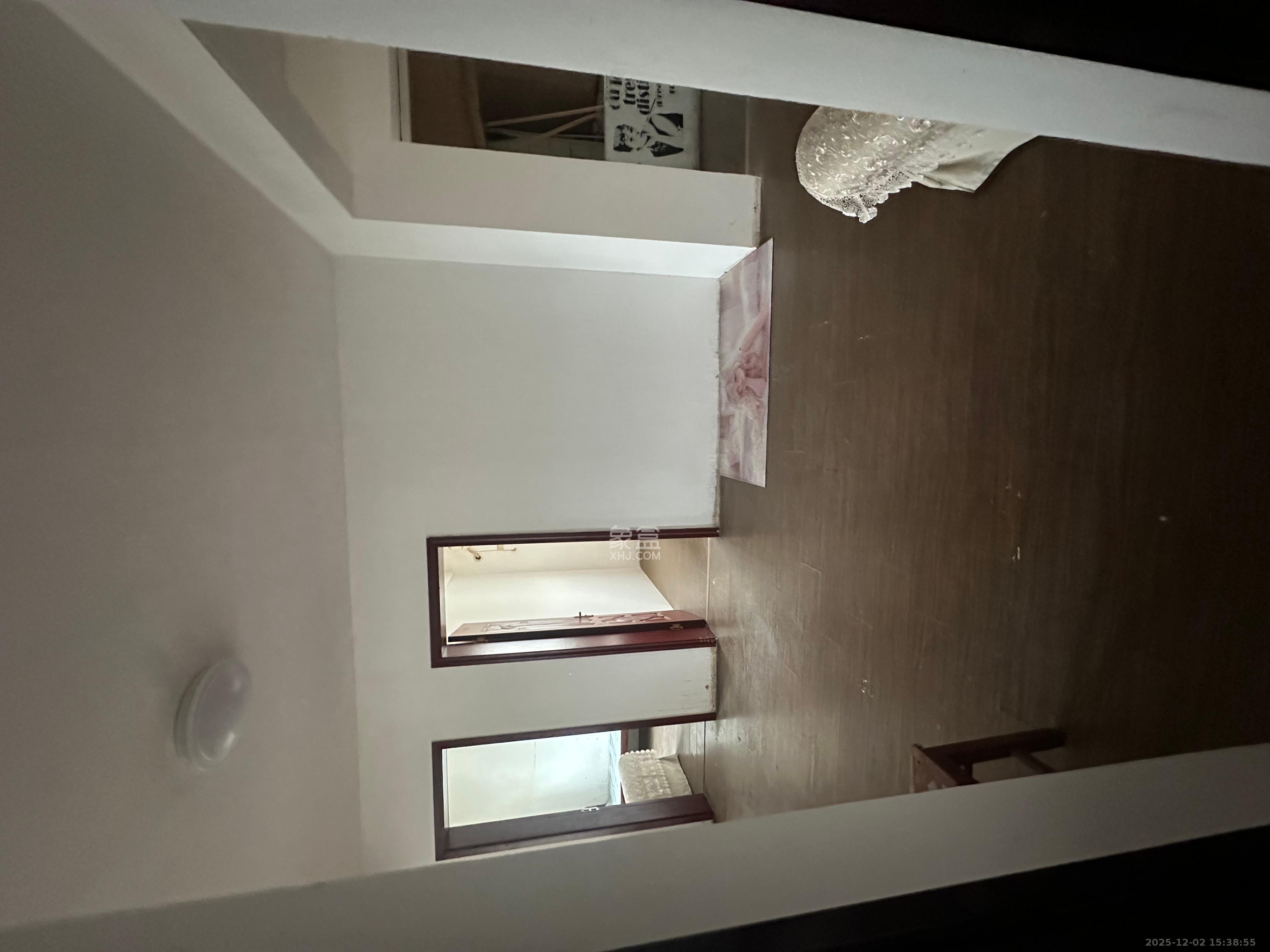 枫林美景  4室2厅2卫    2200.0元/月