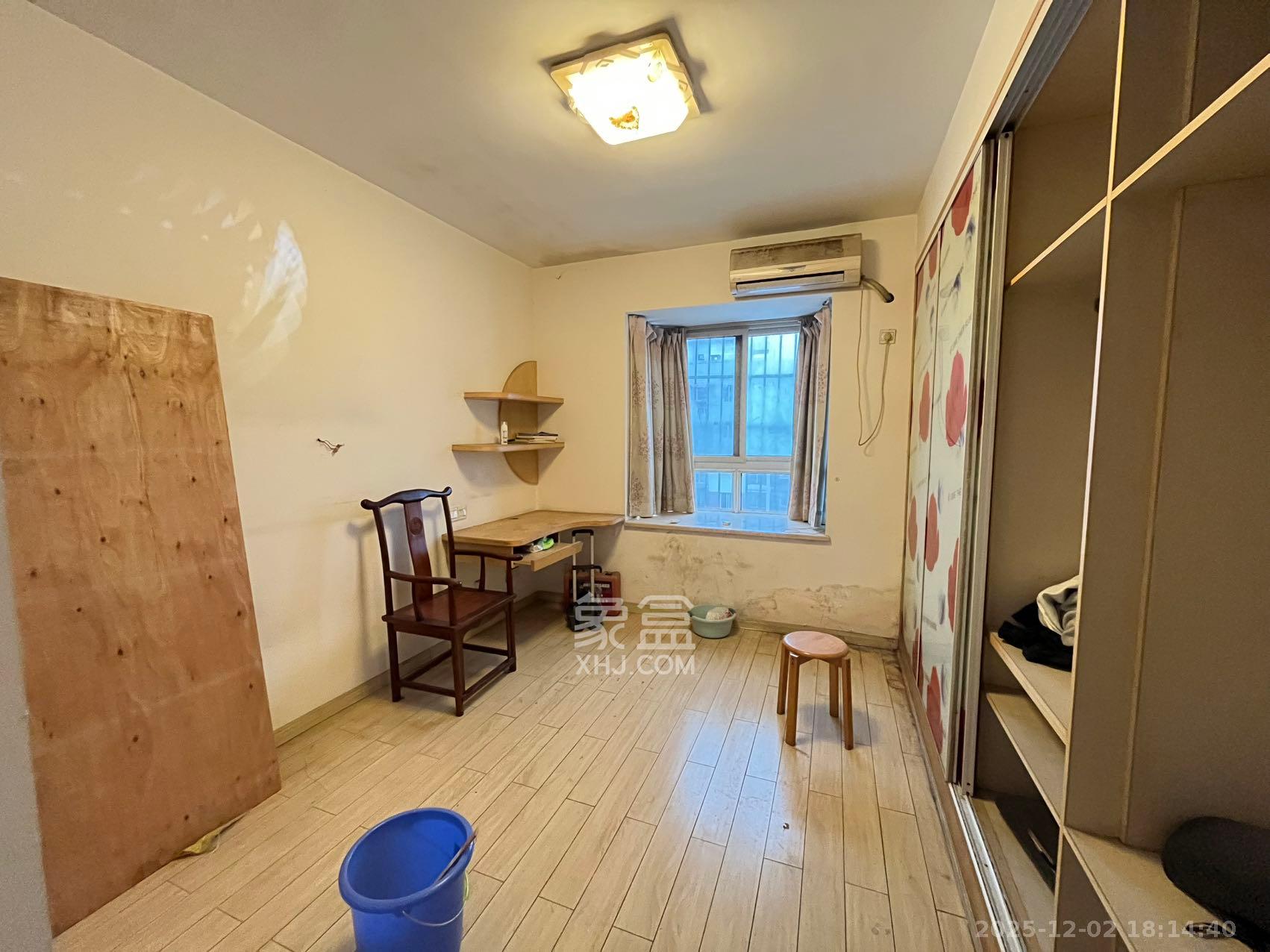 一品东庭 3室2厅2卫 2600.0元/月 一品东庭 3室2厅2卫 2600.0元/月室内图